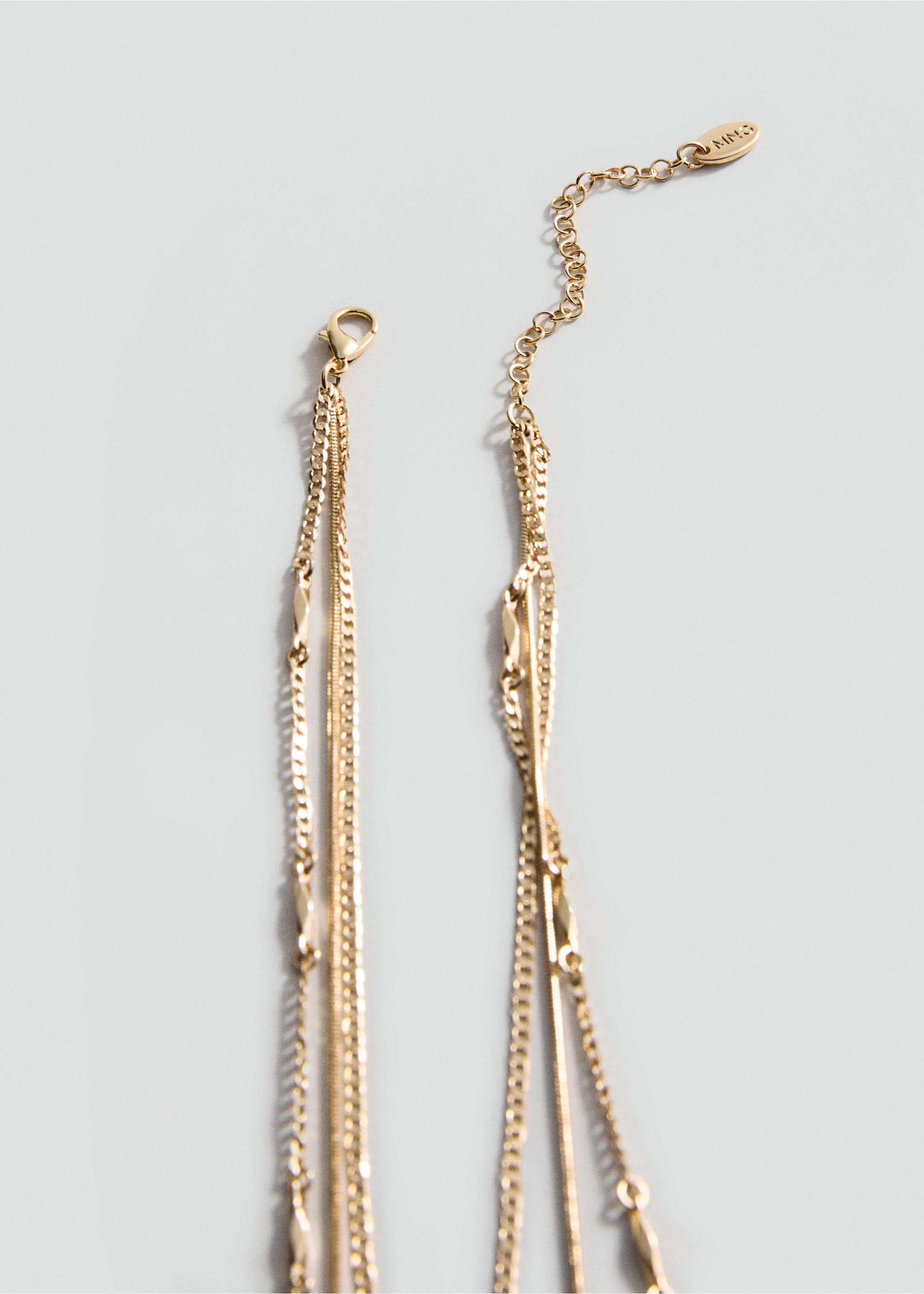 Long triple necklace - Details of the article 1, Gold. Ref: 17041204-00.