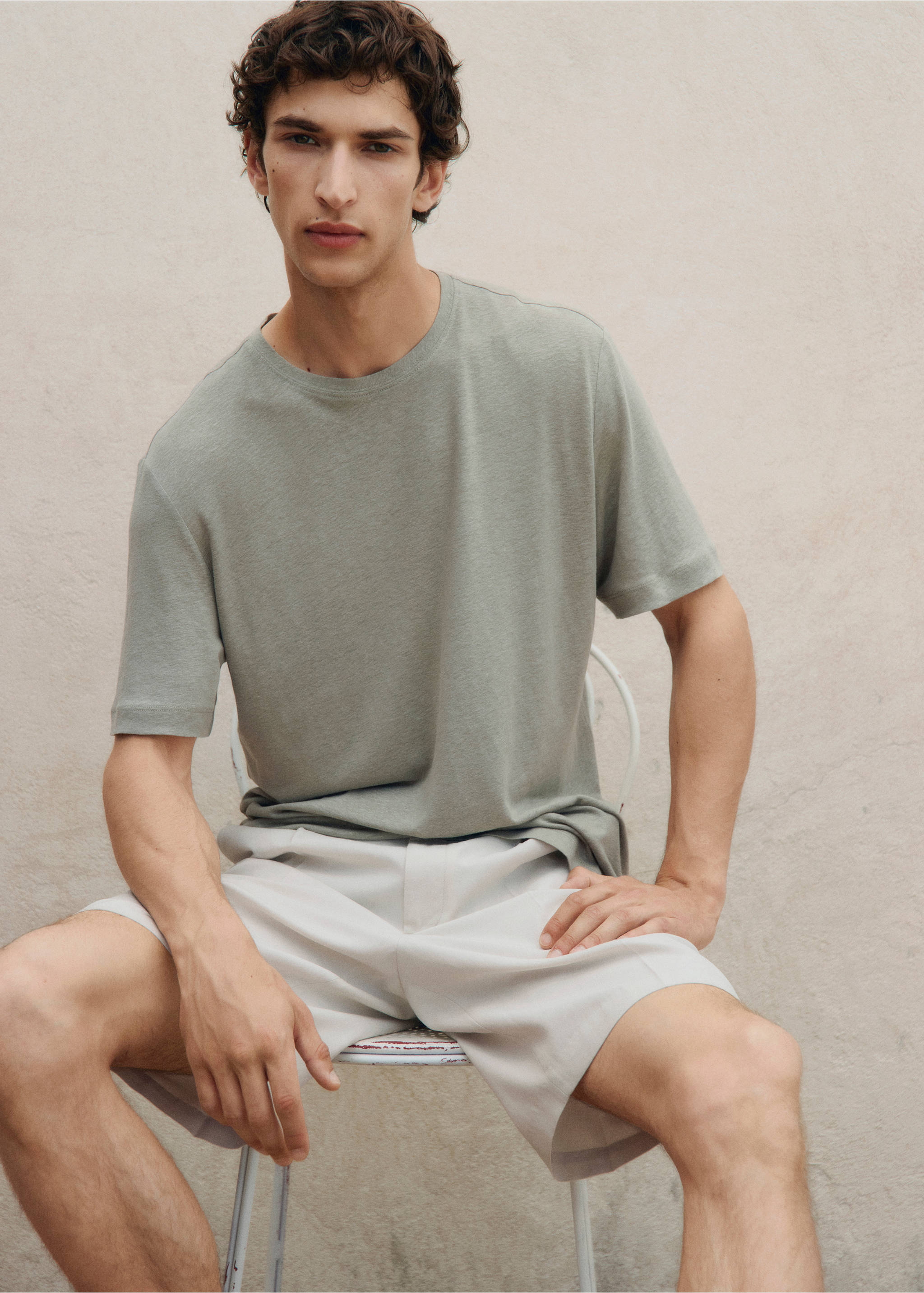 Linen slim-fit t-shirt - Details of the article 3, Mint Green. Ref: 17041211-00.