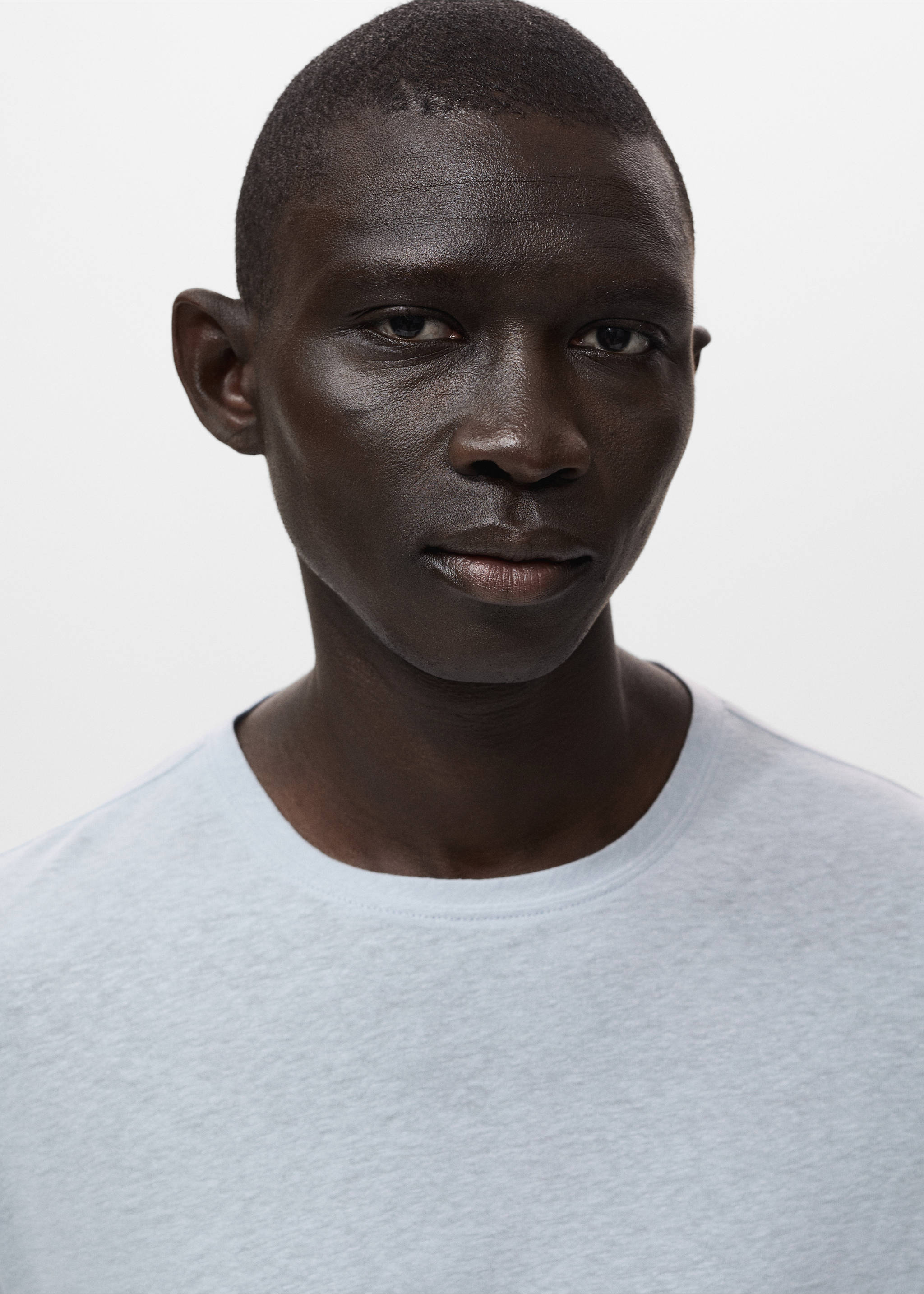 Linen slim-fit t-shirt - Details of the article 1, Aqua Green. Ref: 17041211-00.