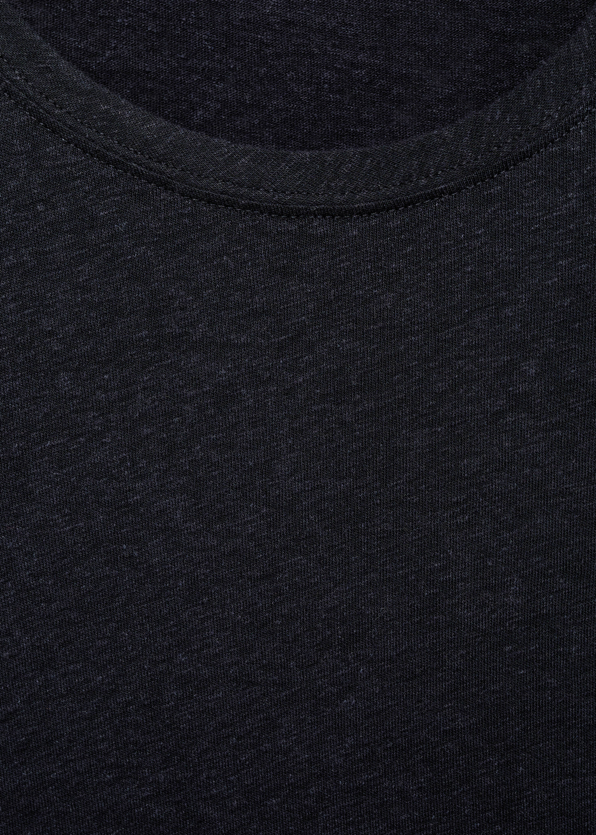 Linen slim-fit t-shirt - Details of the article 8