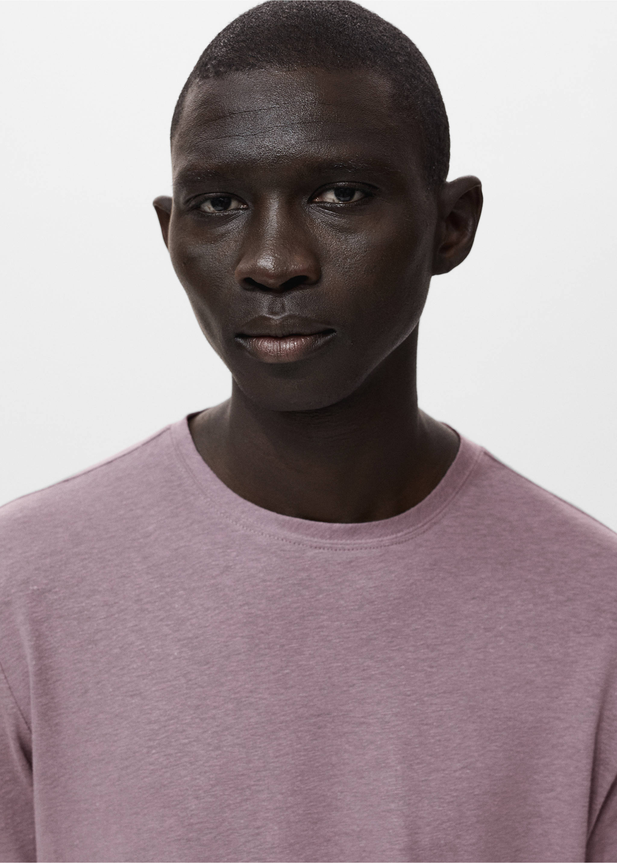 Linen slim-fit t-shirt - Details of the article 1, Lilac. Ref: 17041211-00.