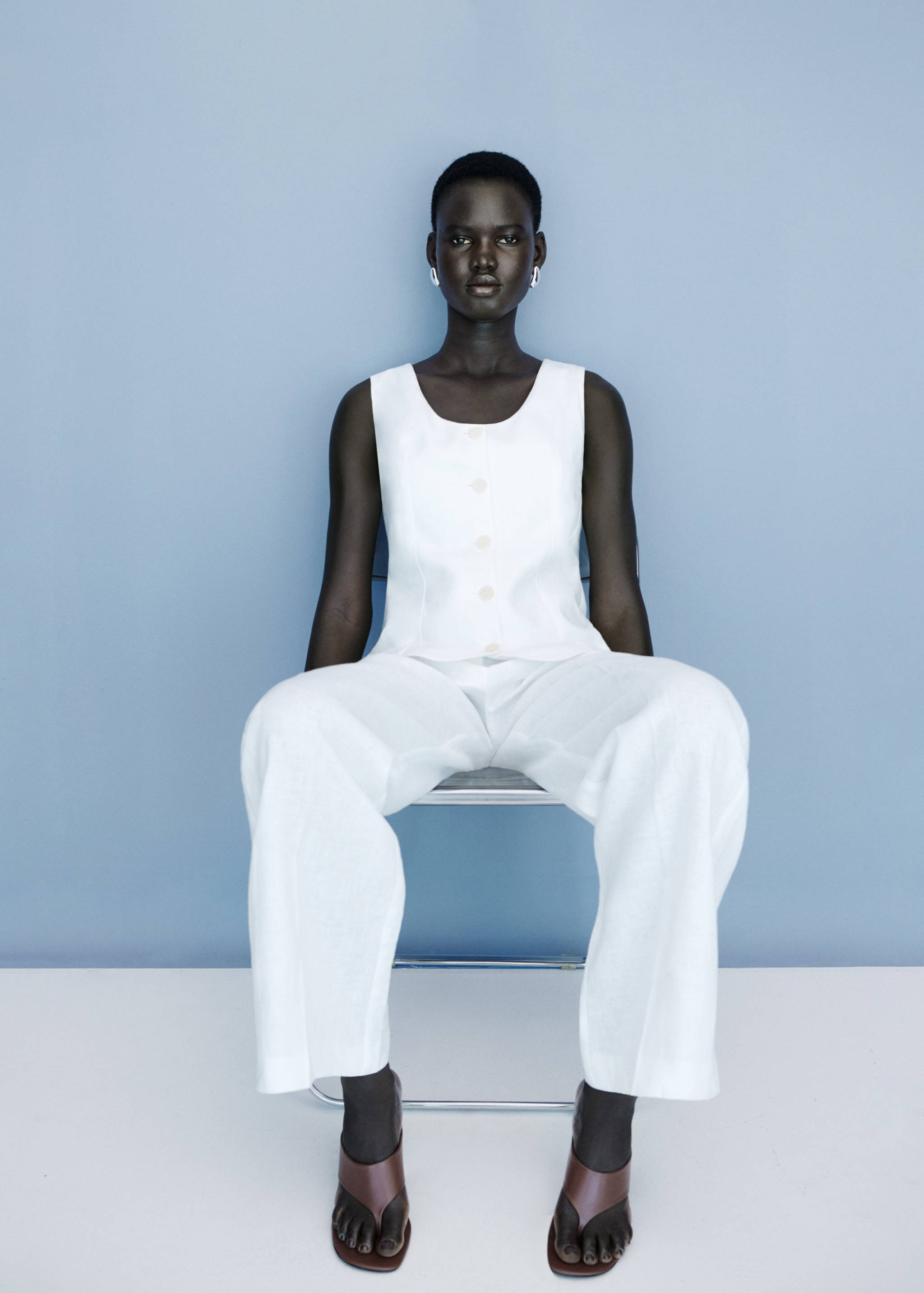 Suit-style linen jumpsuit - Details of the article 7