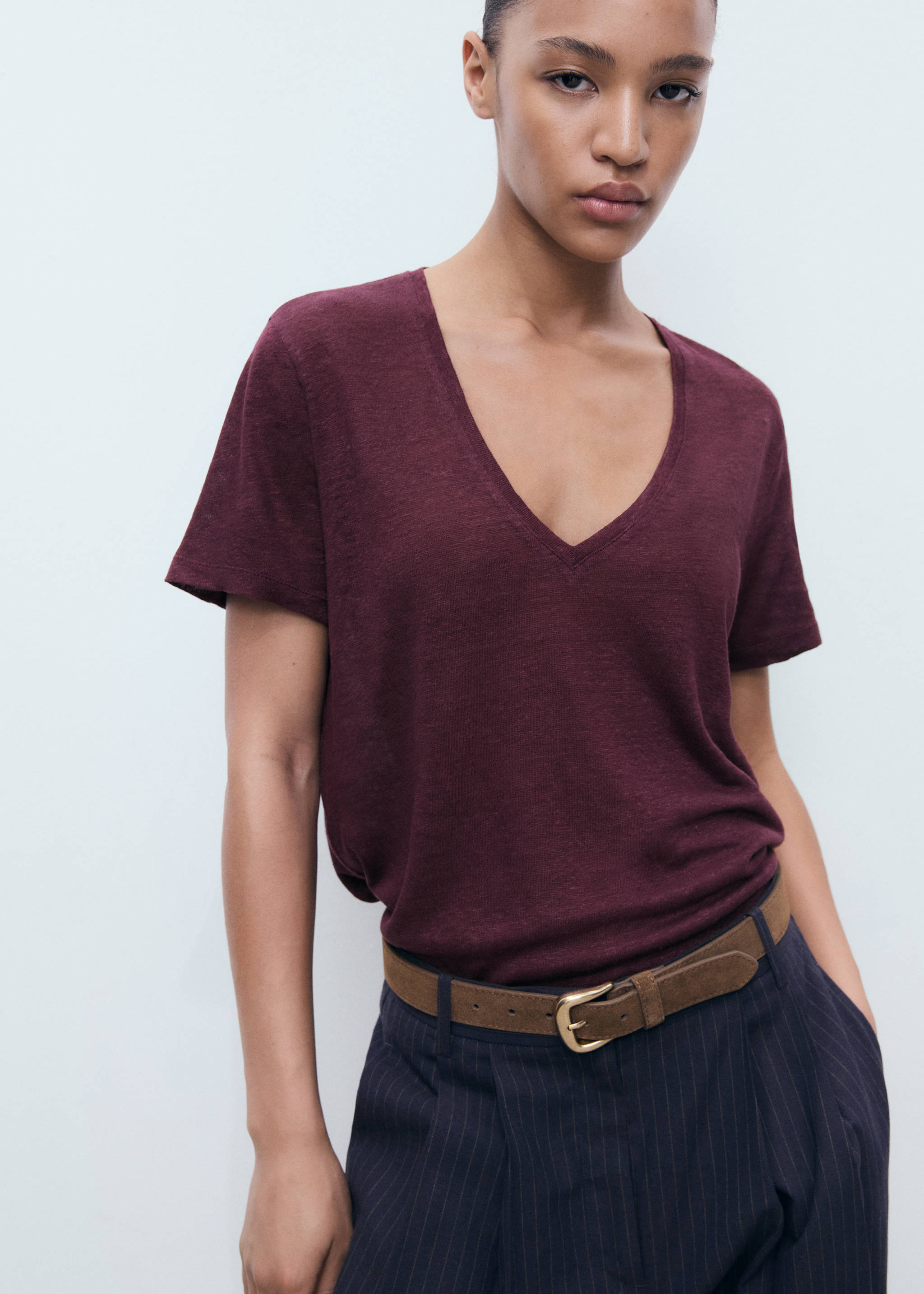 V-neck linen t-shirt - Medium plane