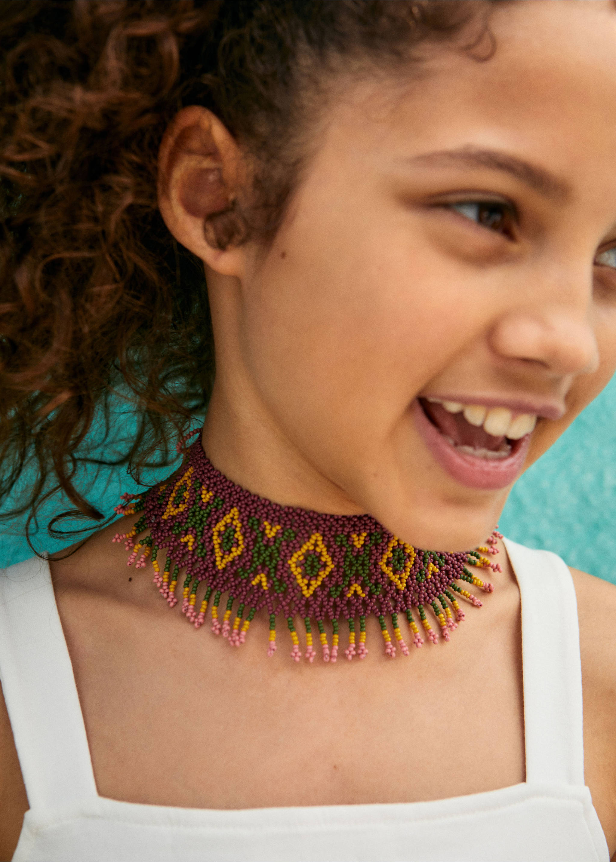 Combined crystal choker necklace - Details of the article 5, Maroon. Ref: 17041234-00.