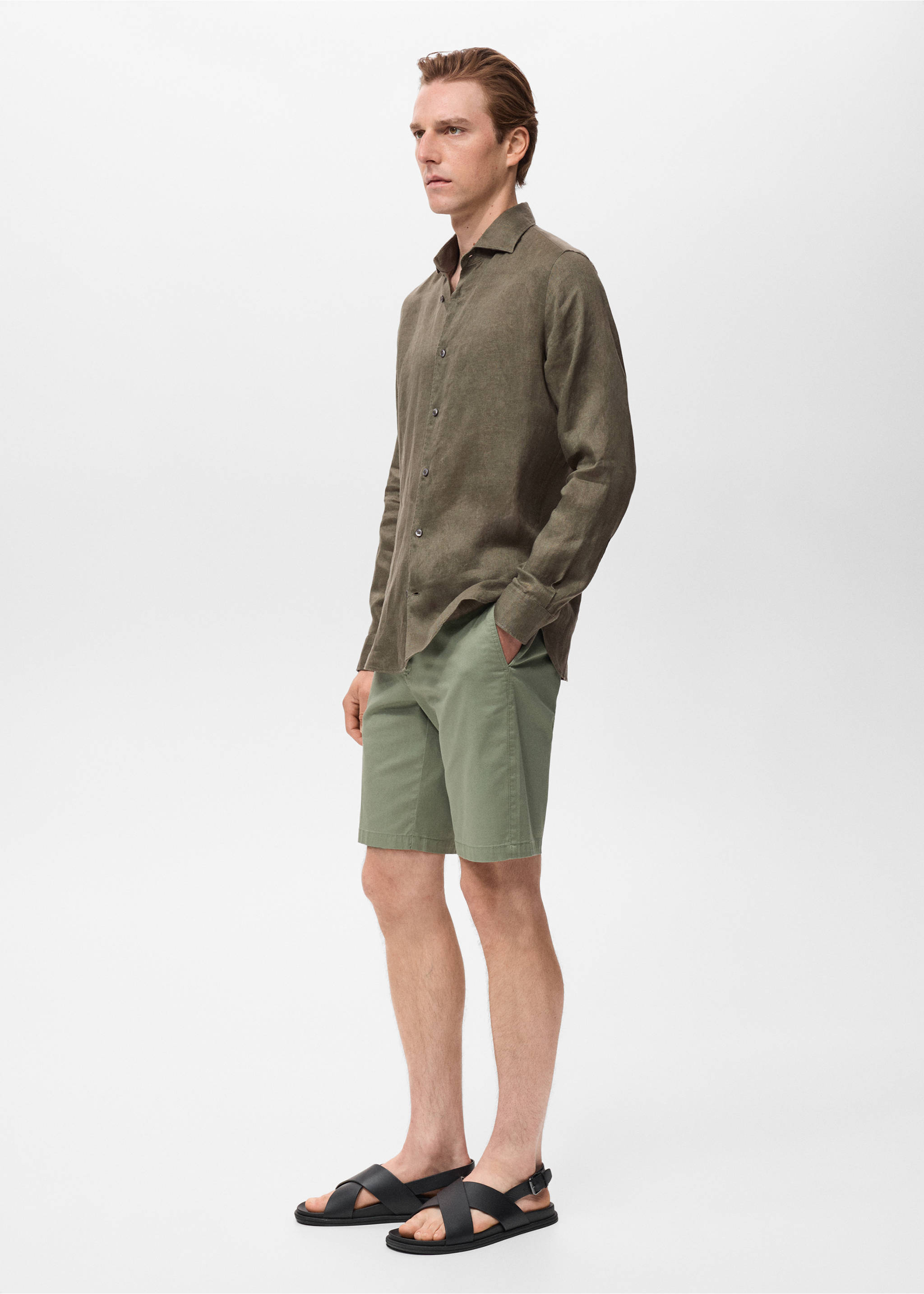 100% linen slim-fit shirt - Details of the article 2, Khaki. Ref: 17041248-00.