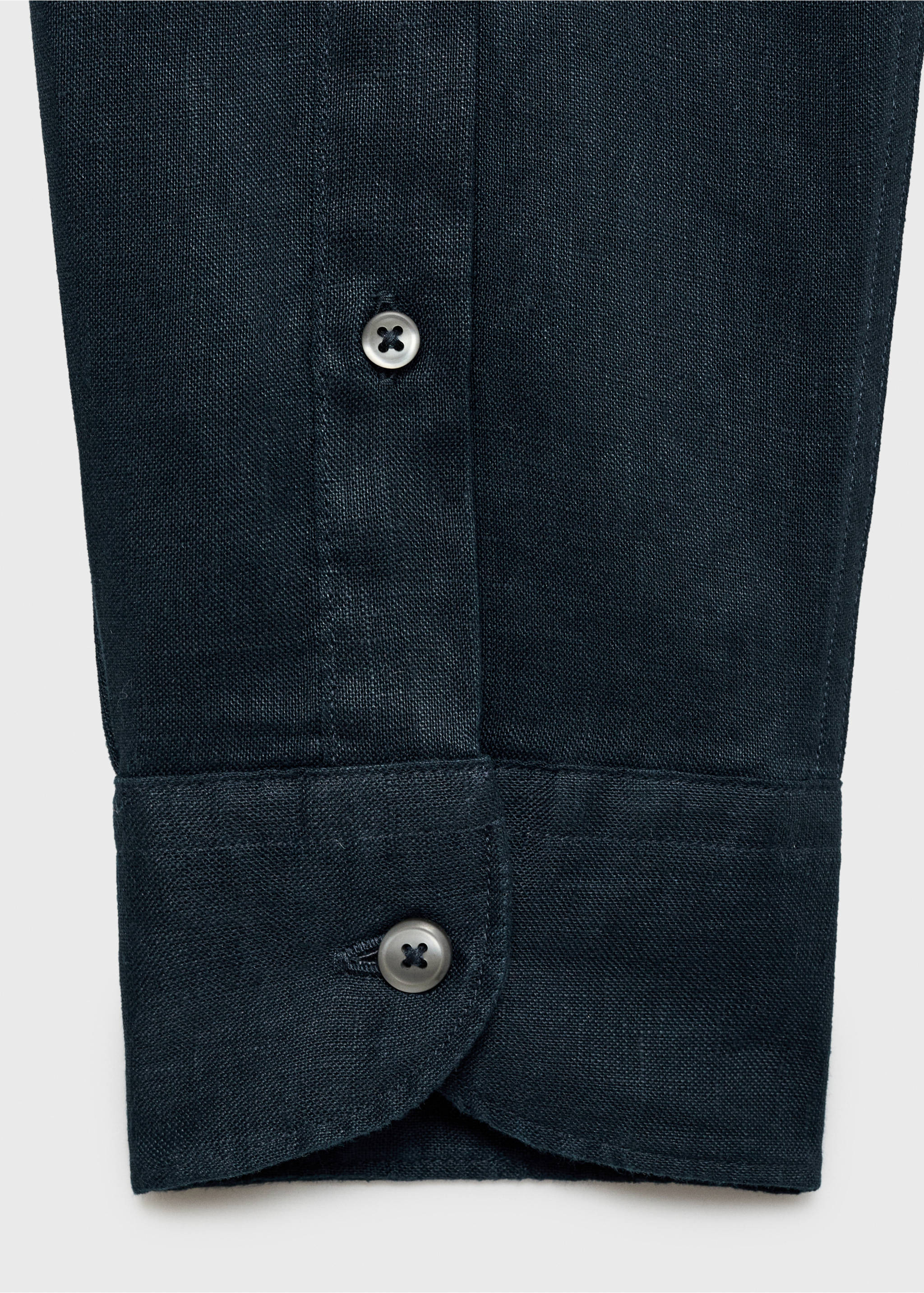 100% linen slim-fit shirt - Details of the article 8, Dark Navy. Ref: 17041248-00.