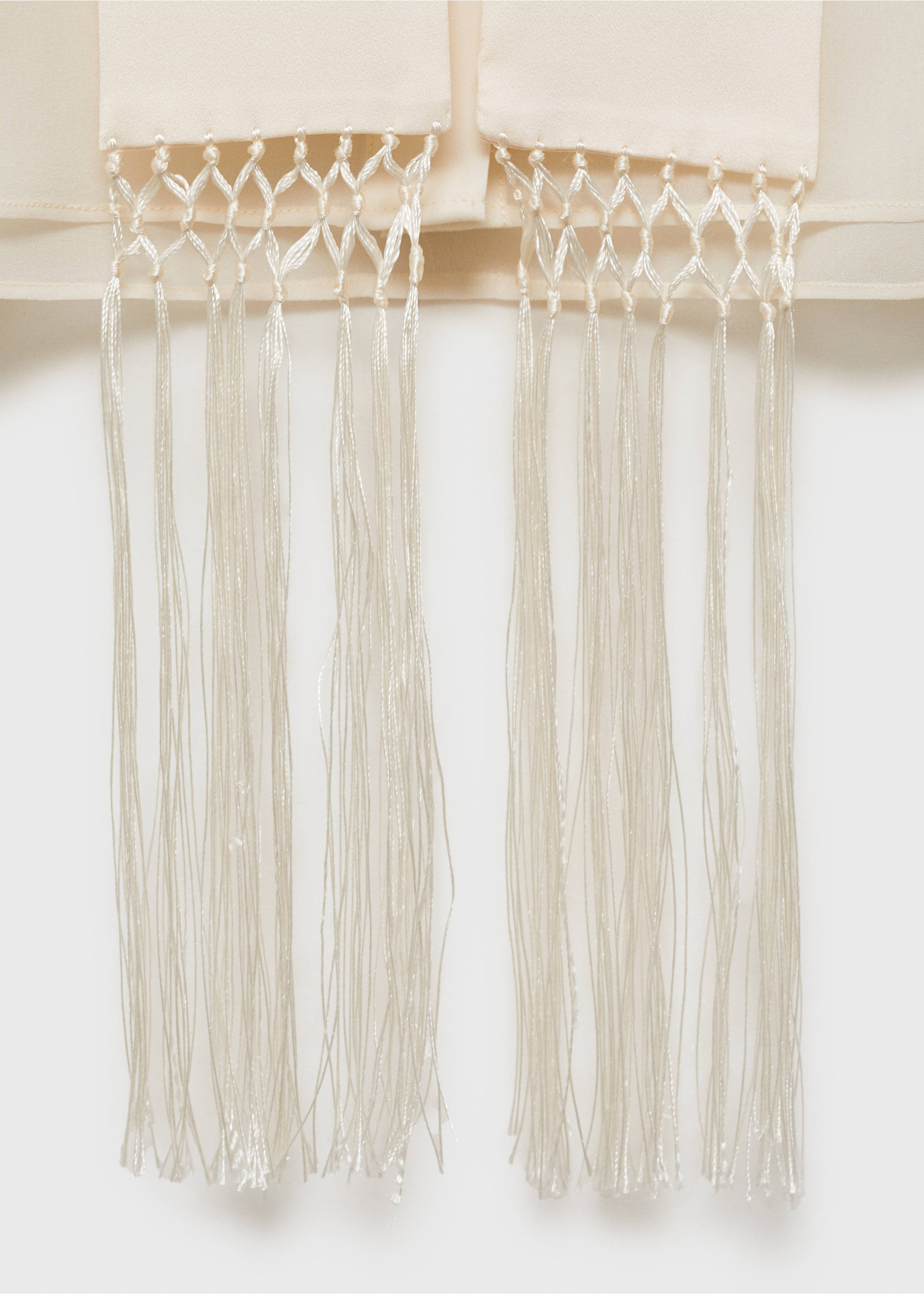 Silk shirt with fringed pocket square - Details of the article 8, Off White. Ref: 17041257-00.