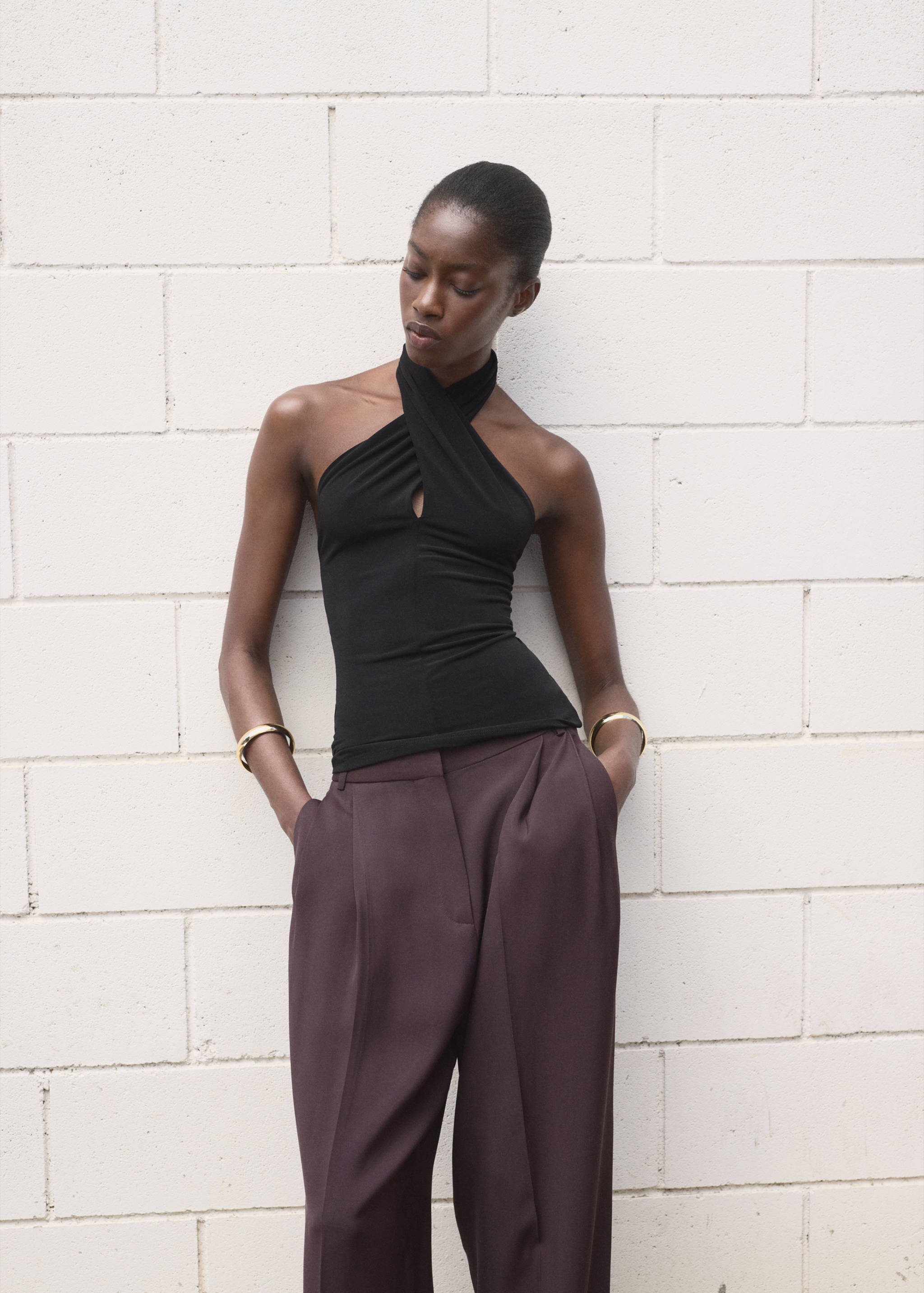 Crossed halter top - Details of the article 2