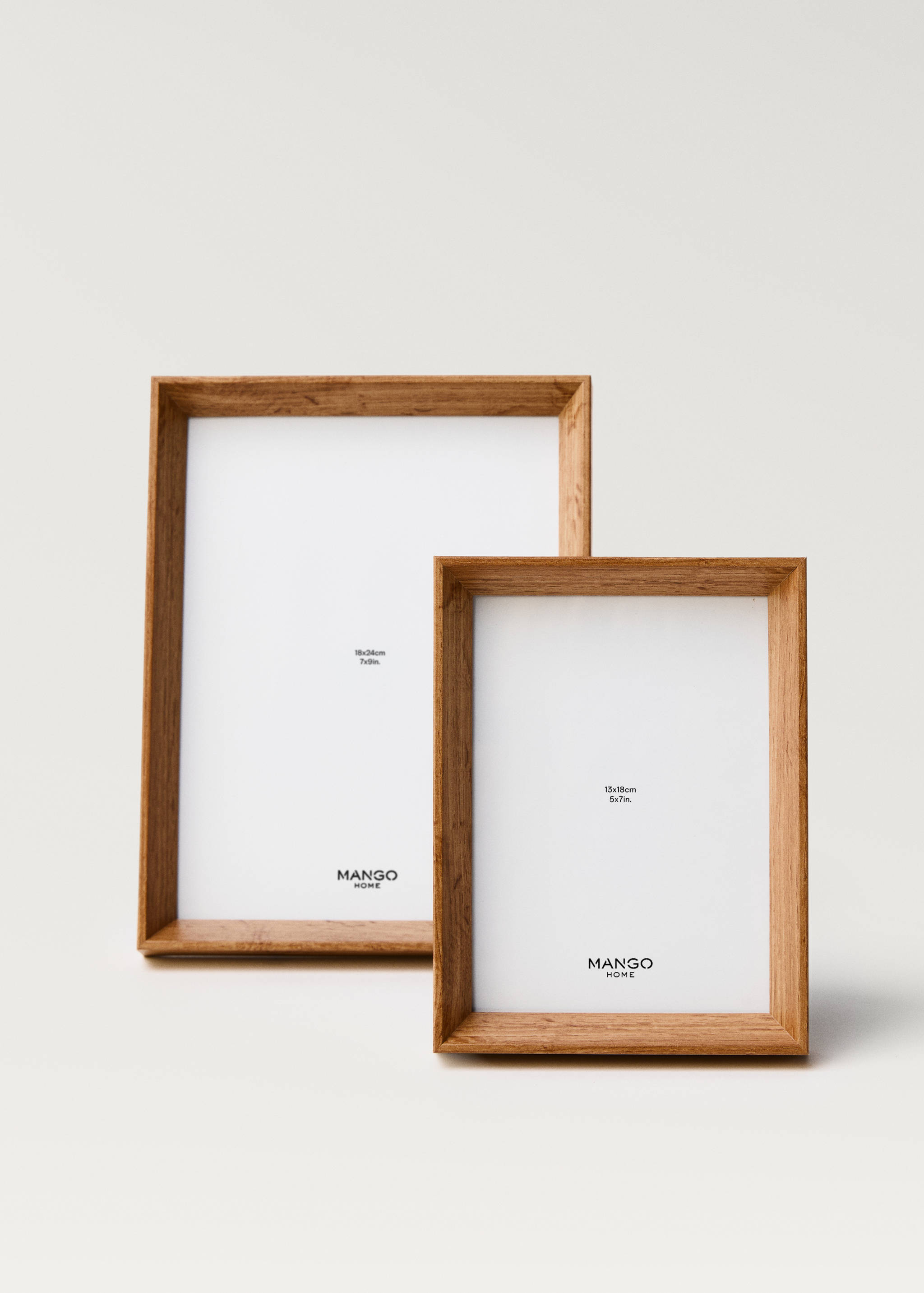 Large bevelled wood frame - Details of the article 3