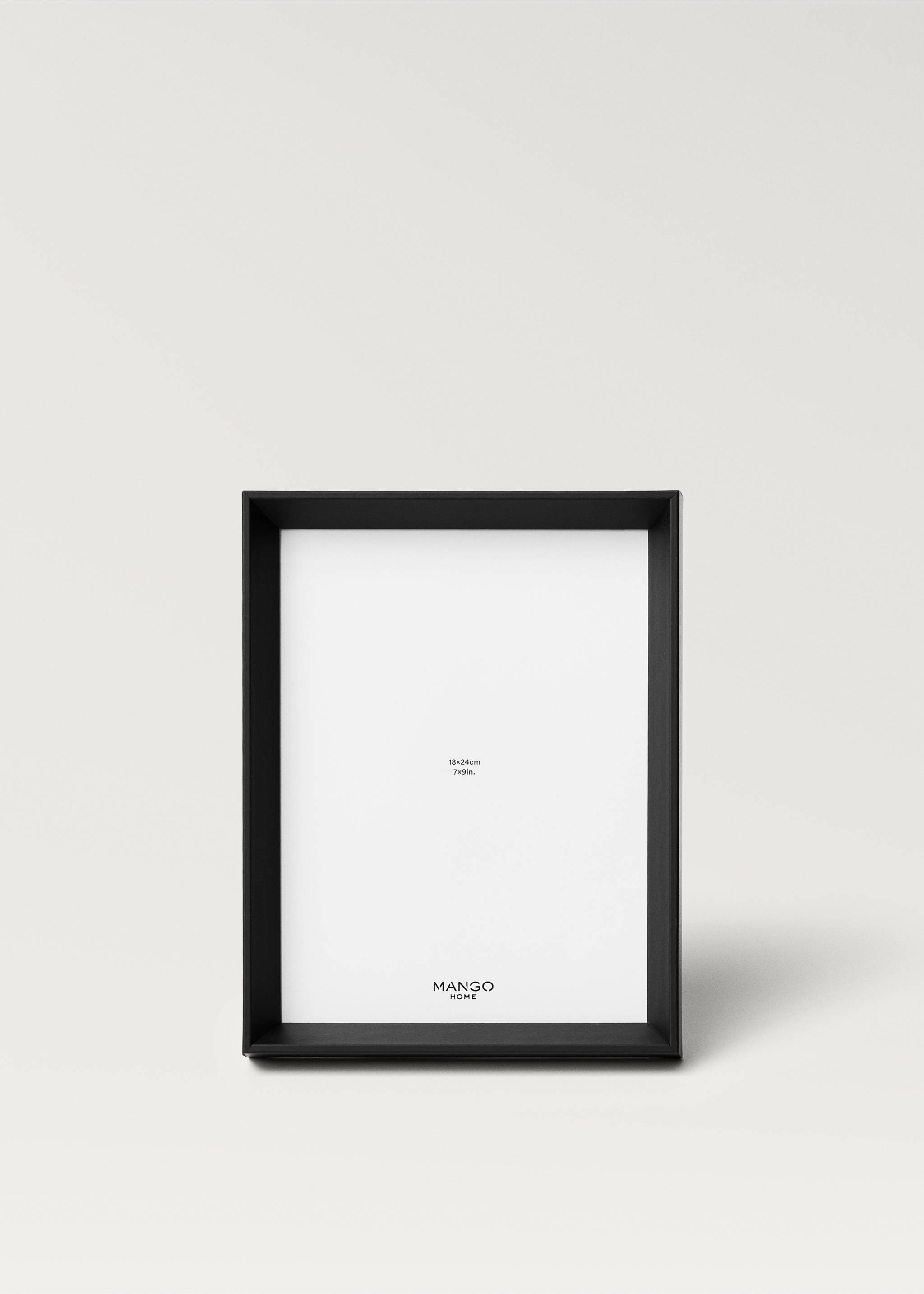 Large bevelled wood frame - Article without model, Black. Ref: 17041262-00.