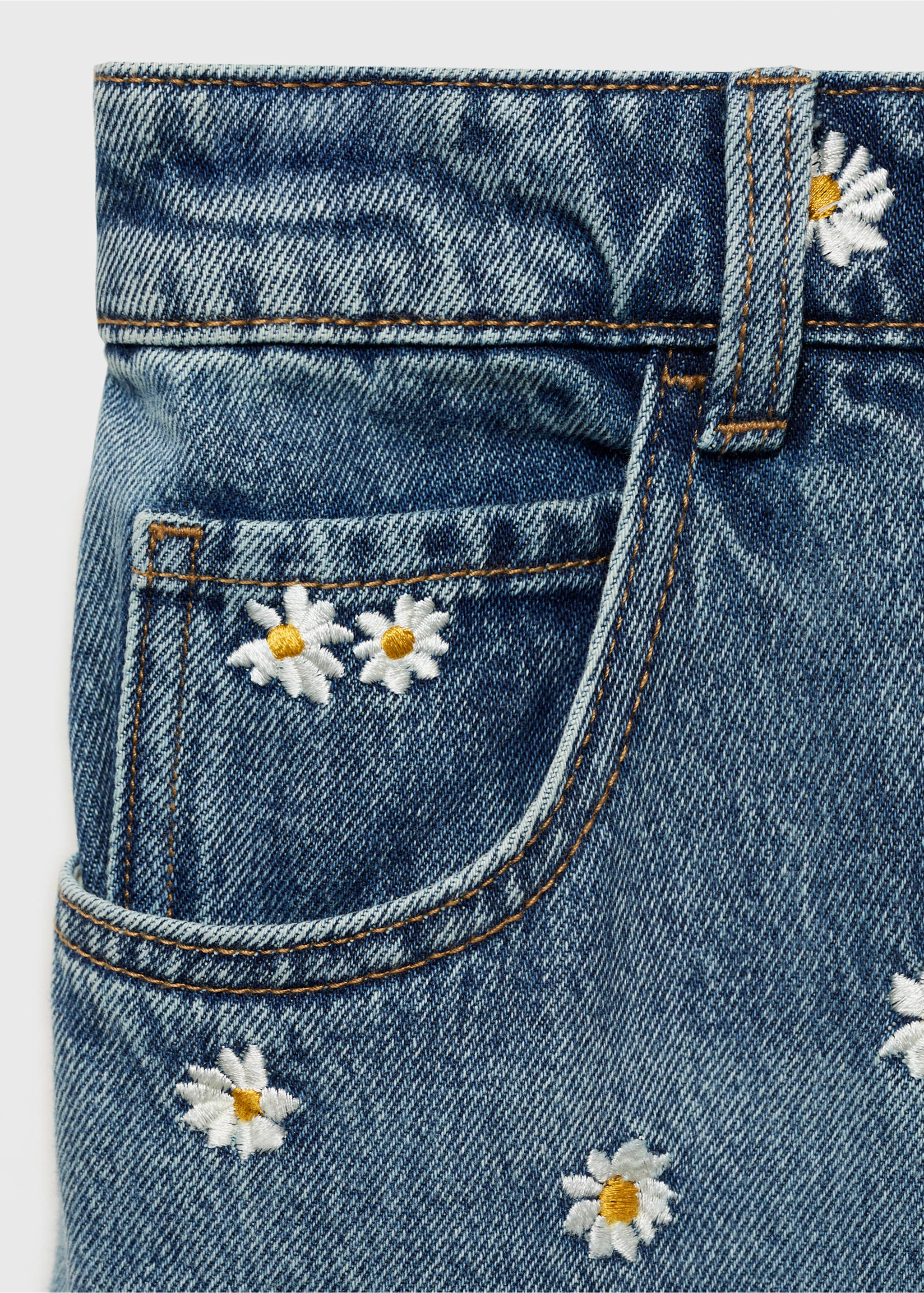 Jeans wide leg bordado flores - Detalle del artículo 8, Azul medio. Ref: 17041286-00.