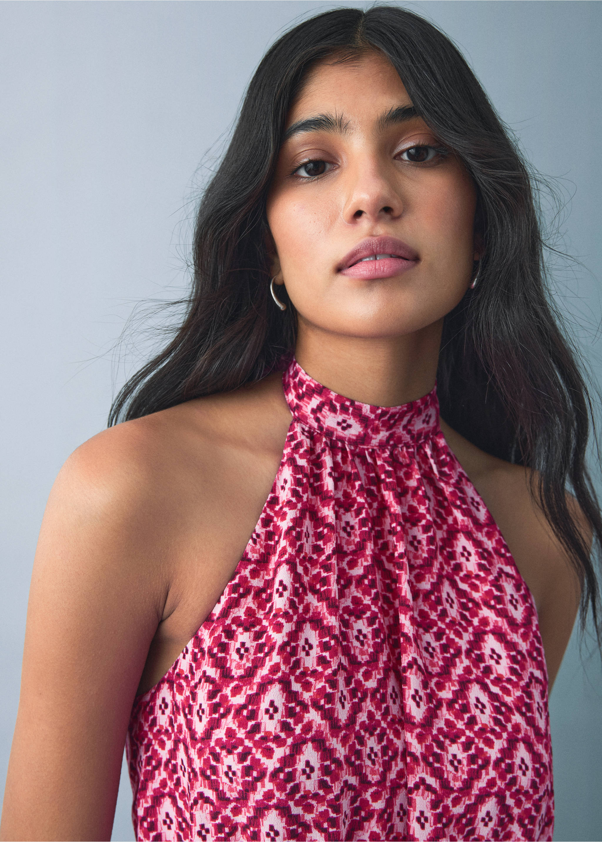 Halter-neck printed dress - Details of the article 2, Pink. Ref: 17041292-00.