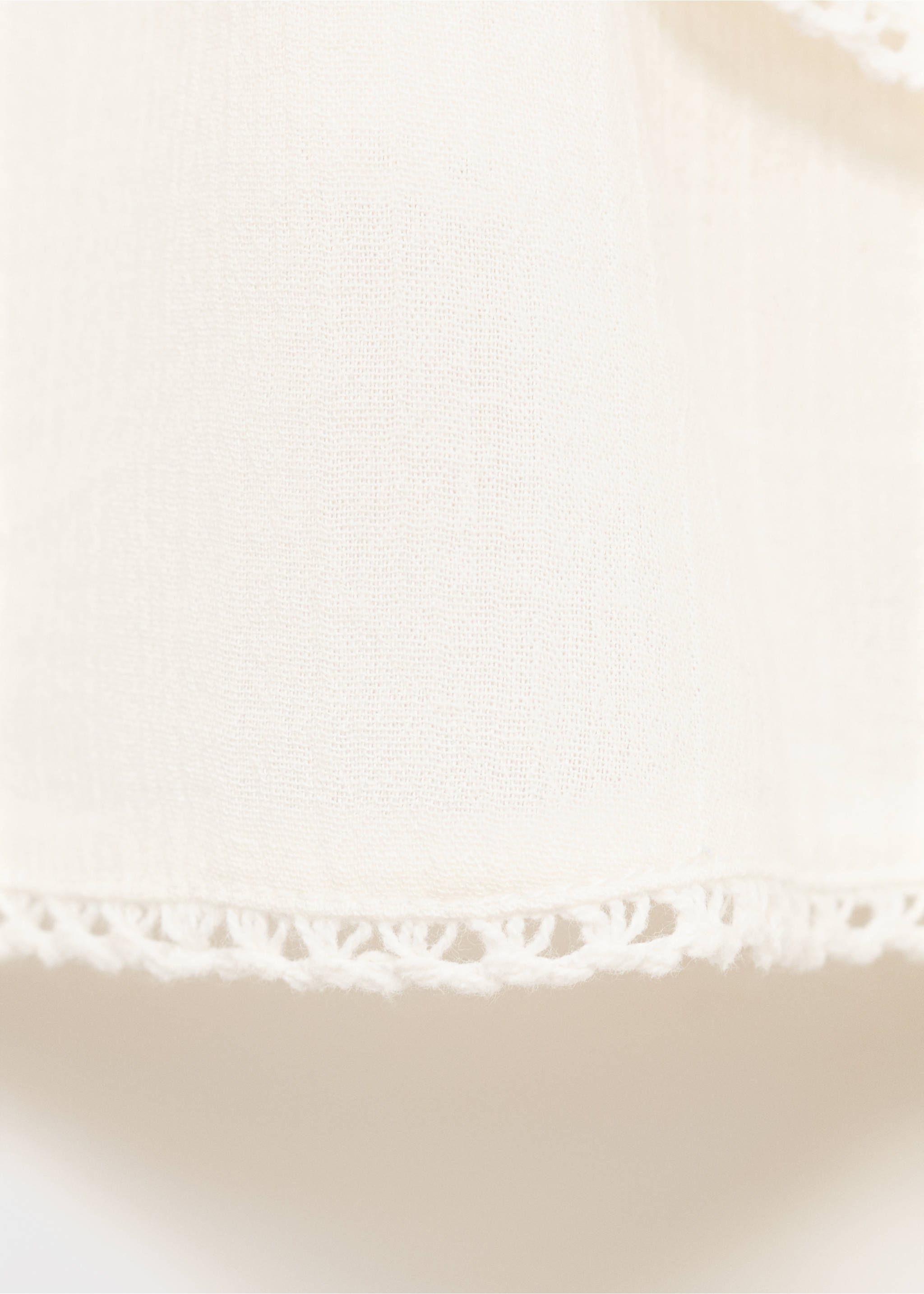 Ruffle top with lace detail - Details of the article 0, Off White. Ref: 17041519-00.