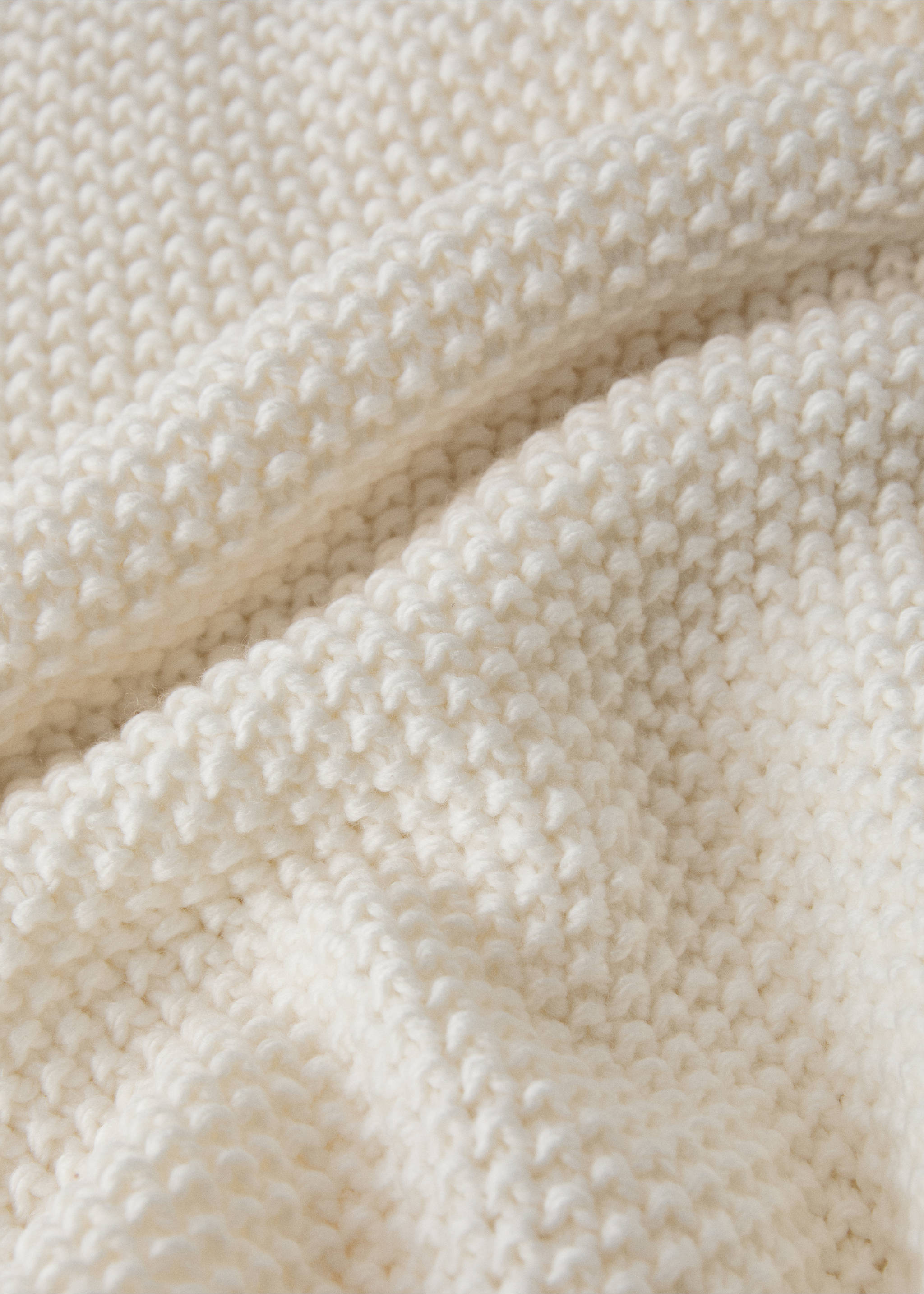 Knitted blanket with design - Details of the article 2, Off White. Ref: 17041521-00.