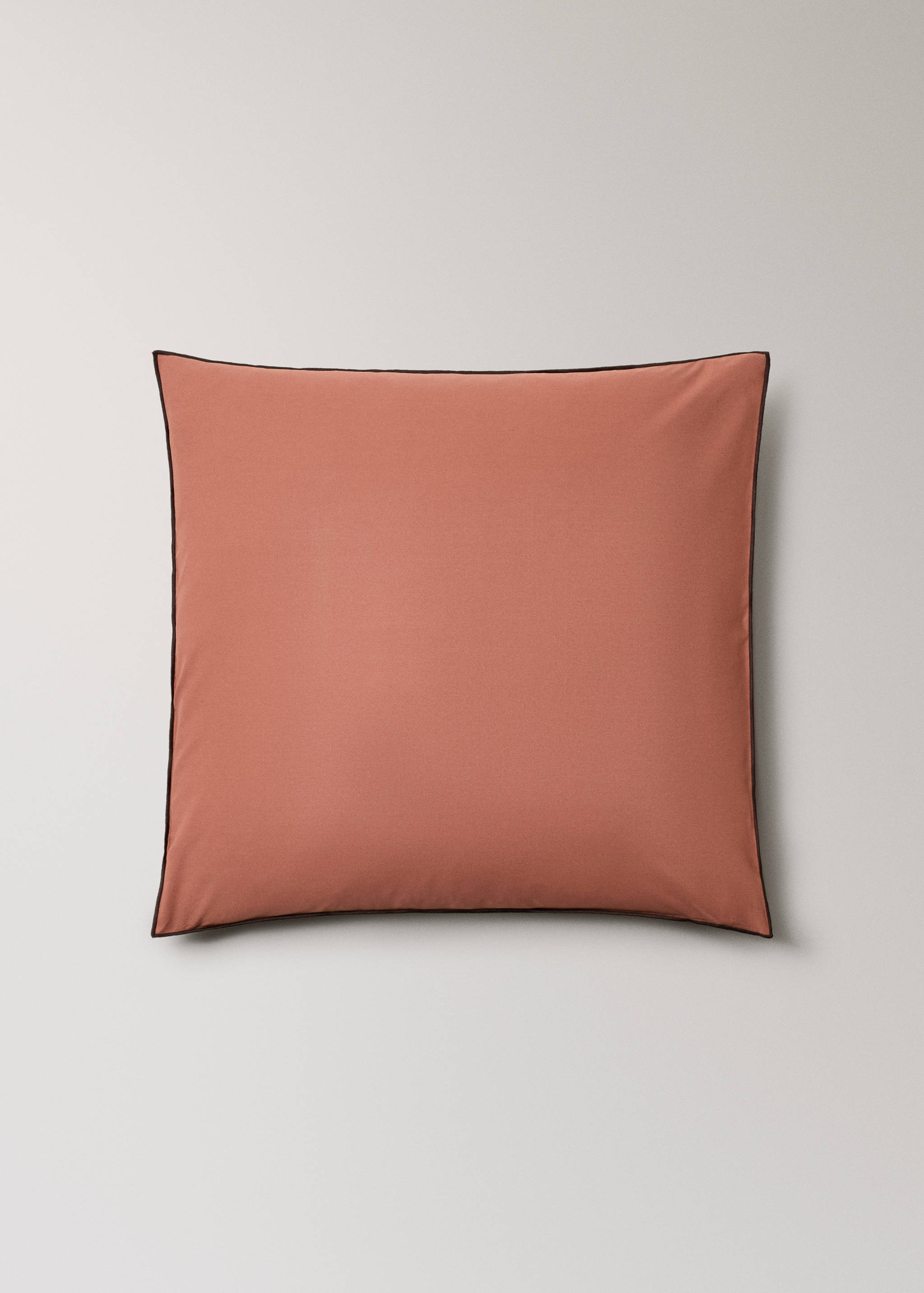 Two 200-thread count percale cotton pillowcases with contrasting overlock 60x60 cm - Article without model