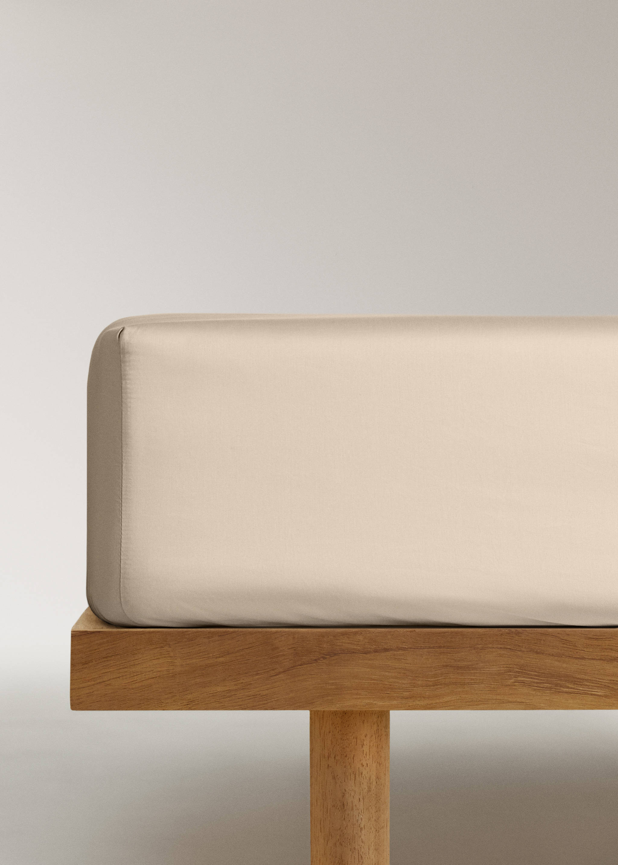 600 threads washed cotton fitted sheet Queen bed - Article without model