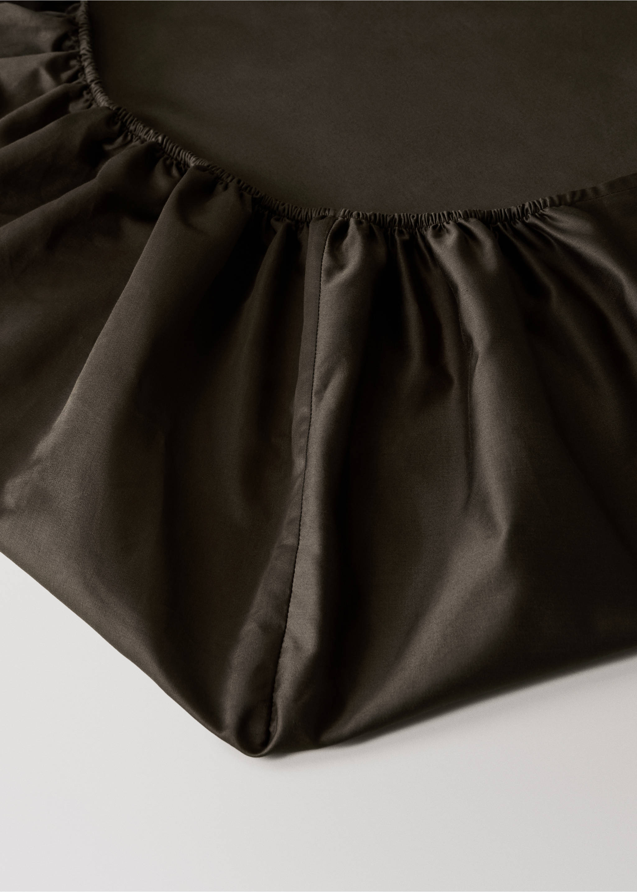 600 threads washed cotton fitted sheet King bed - Details of the article 1, Chocolate. Ref: 17041560-00.