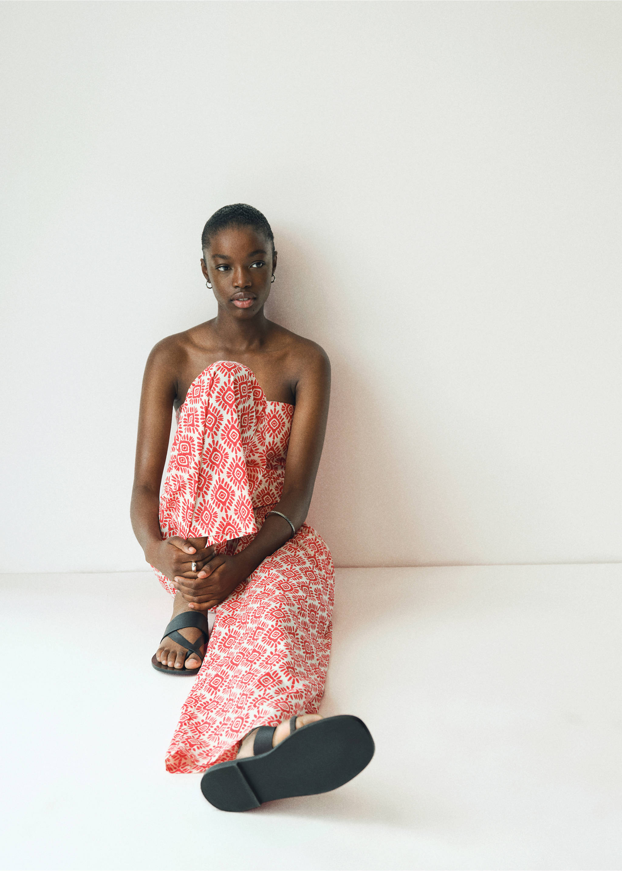 Printed cotton trousers - Details of the article 5, Red. Ref: 17042533-00.