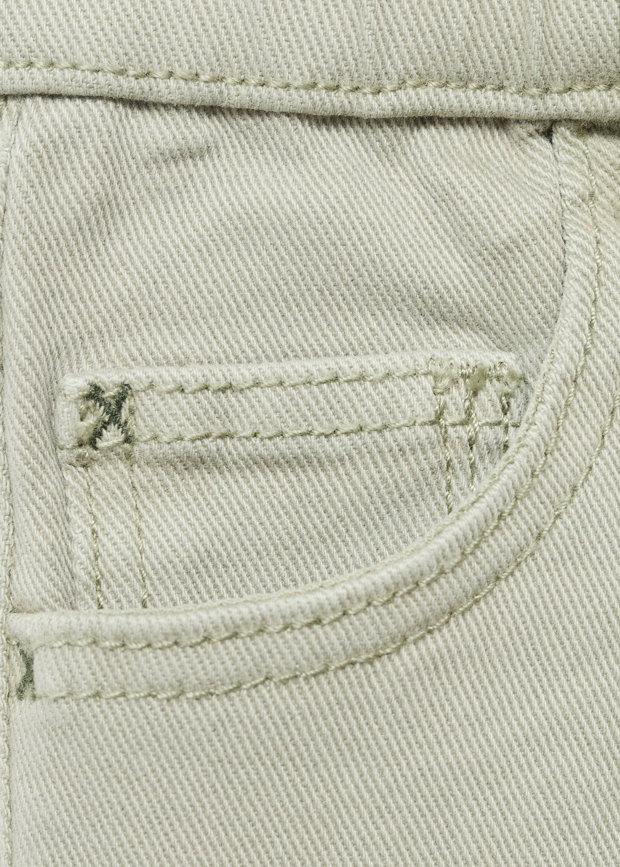 Turned-up straight jeans - Details of the article 0