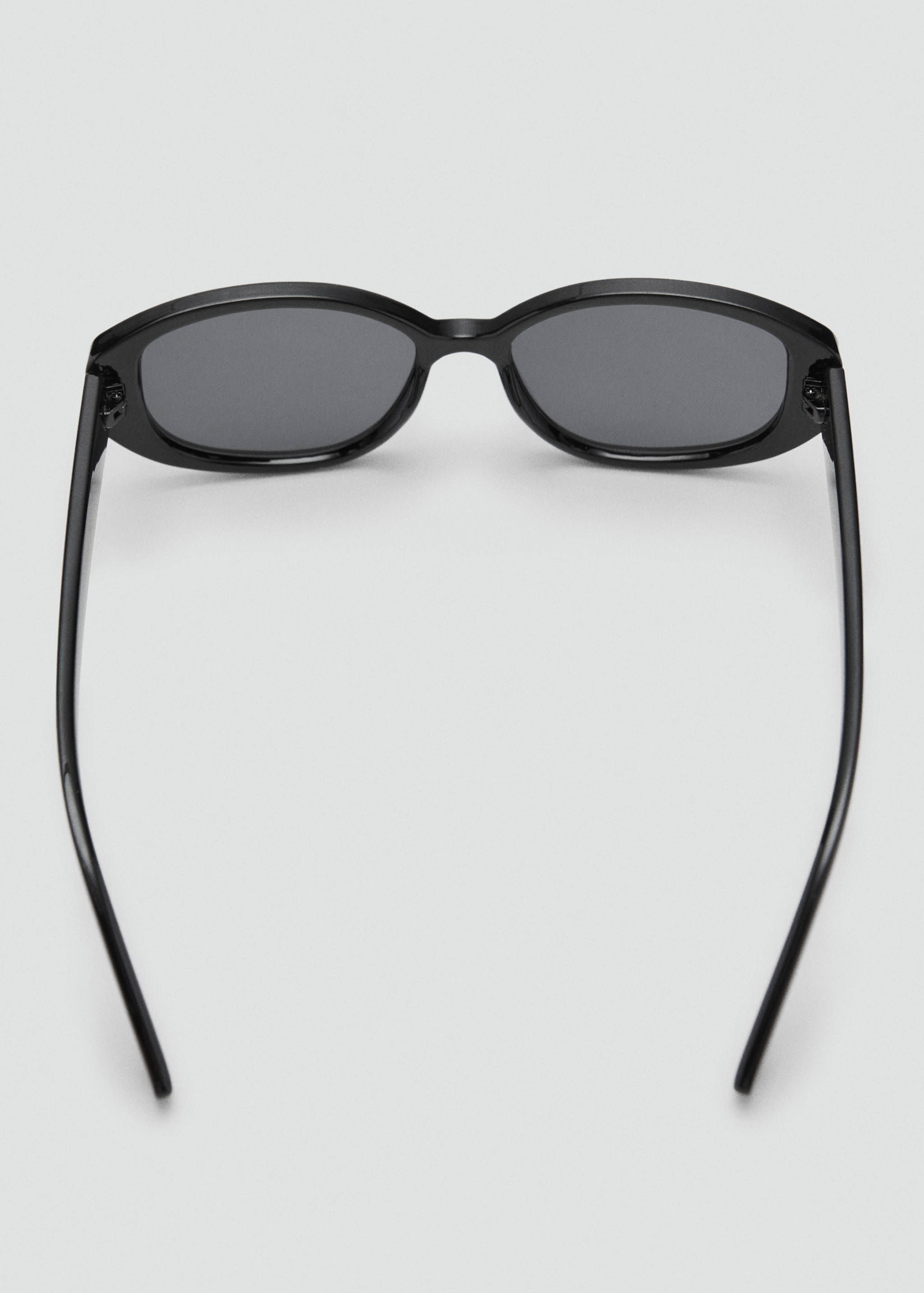 Resin frame sunglasses - Details of the article 1