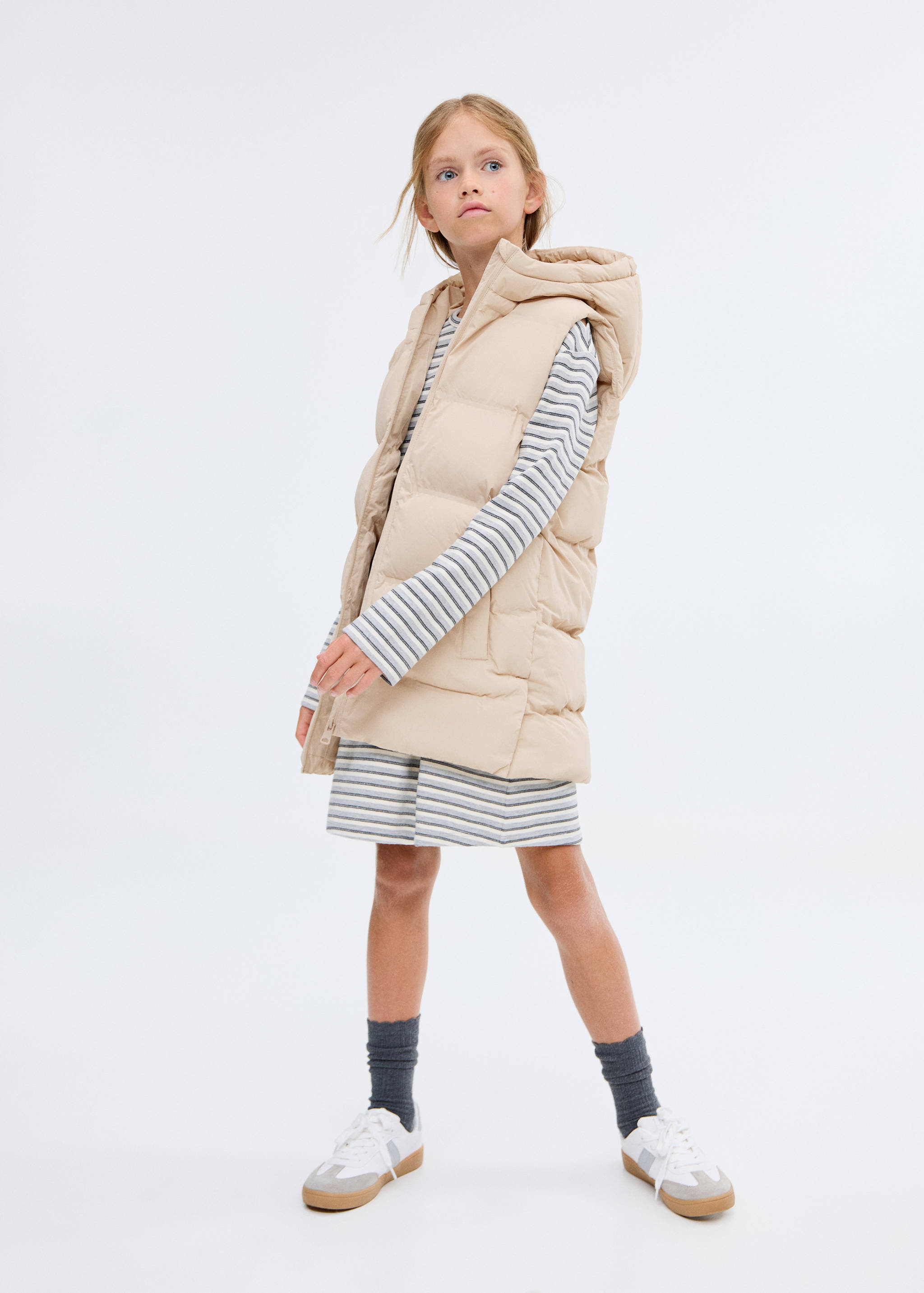 Long hooded waistcoat - General plane