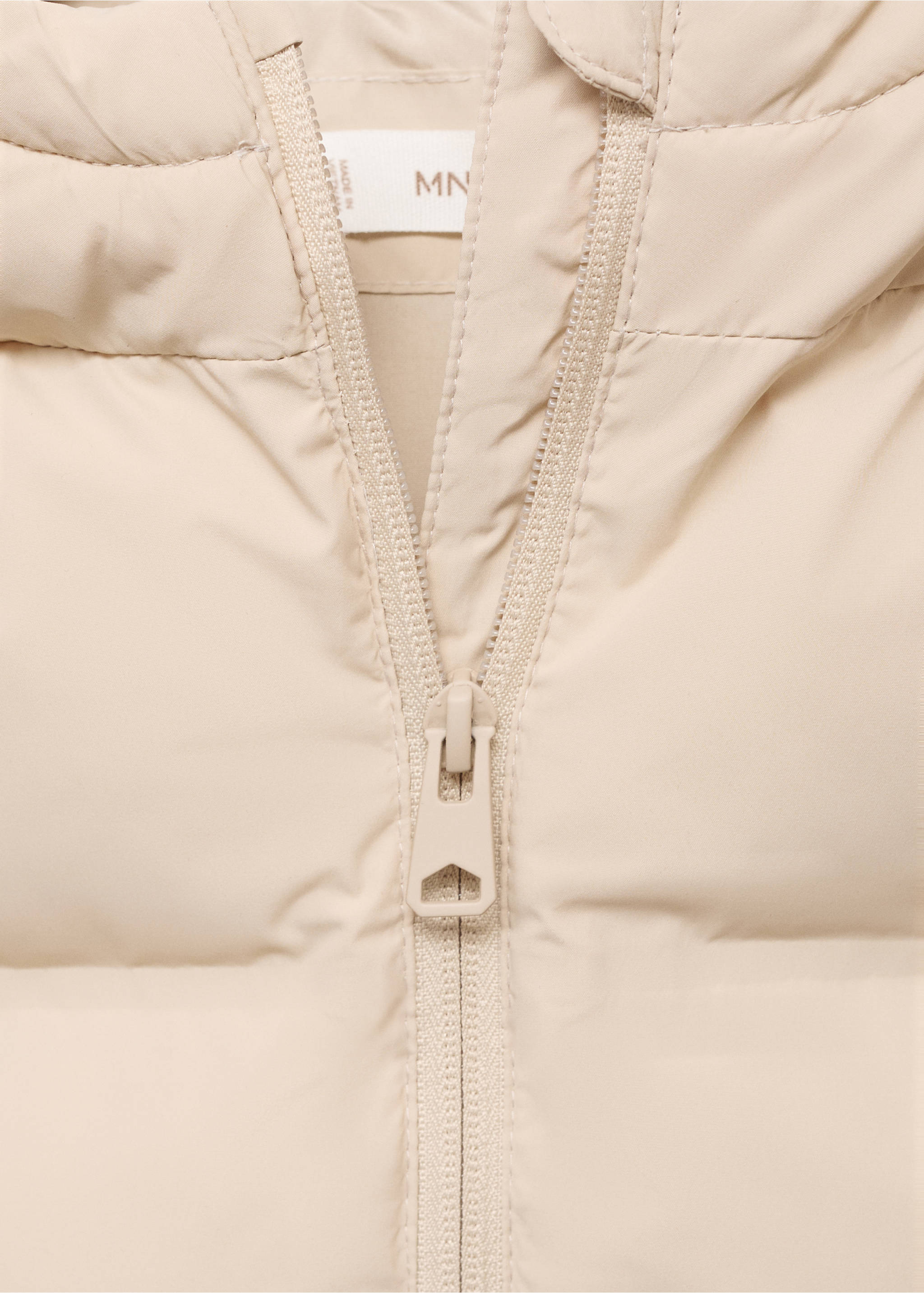 Long hooded waistcoat - Details of the article 8, Ecru. Ref: 17042895-00.