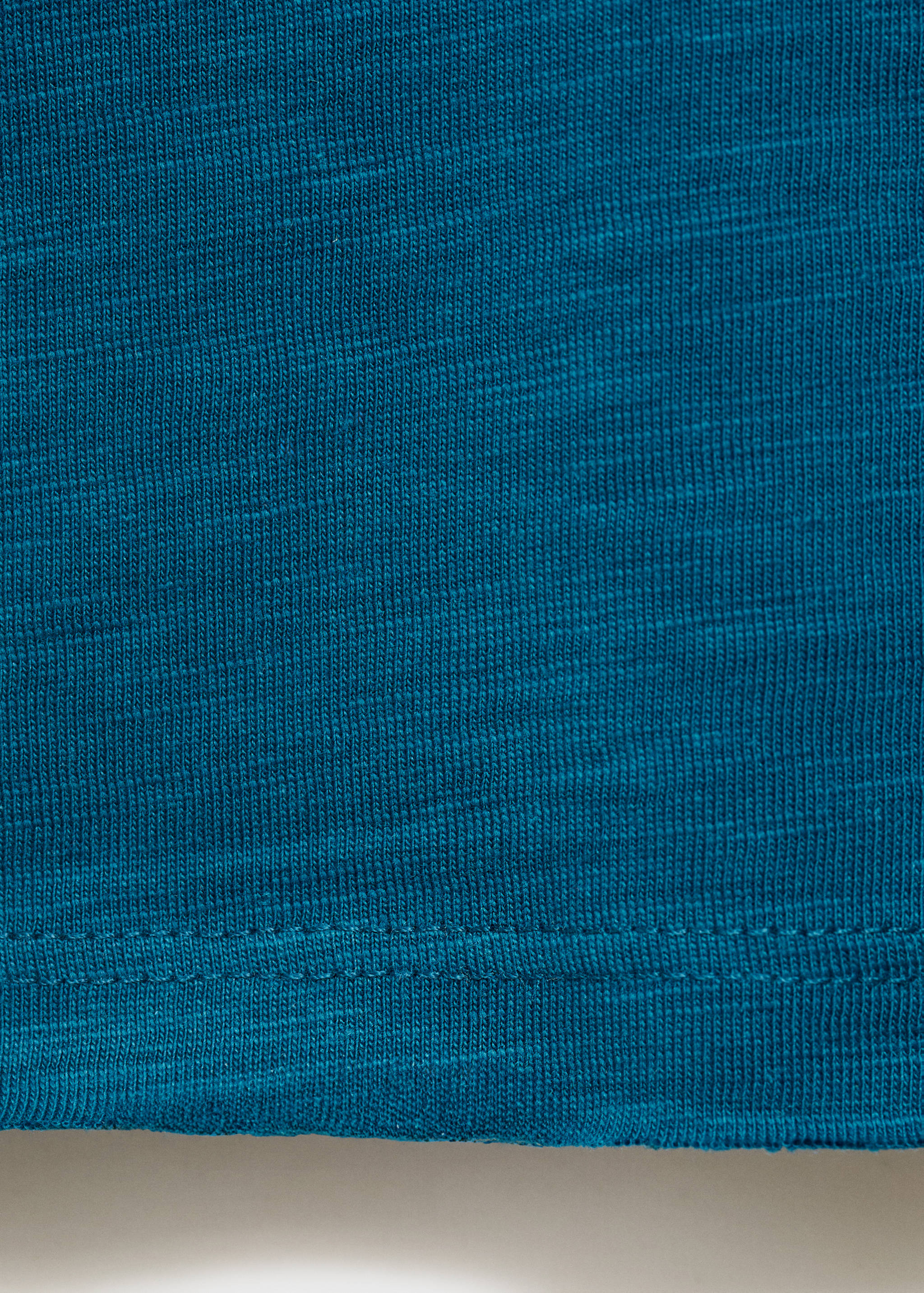 T-shirt détail de bouton en nacre - Détail de l'article 0
