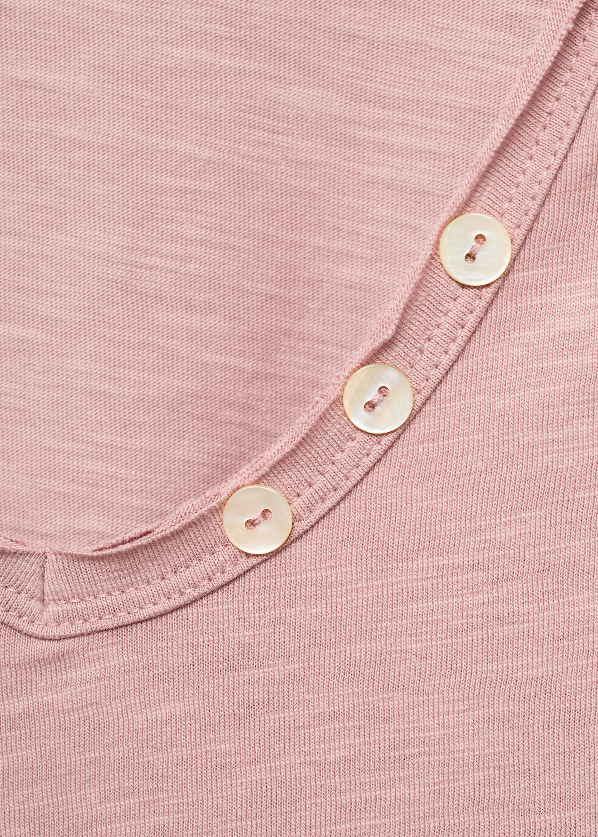 T-shirt détail de bouton en nacre - Détail de l'article 8