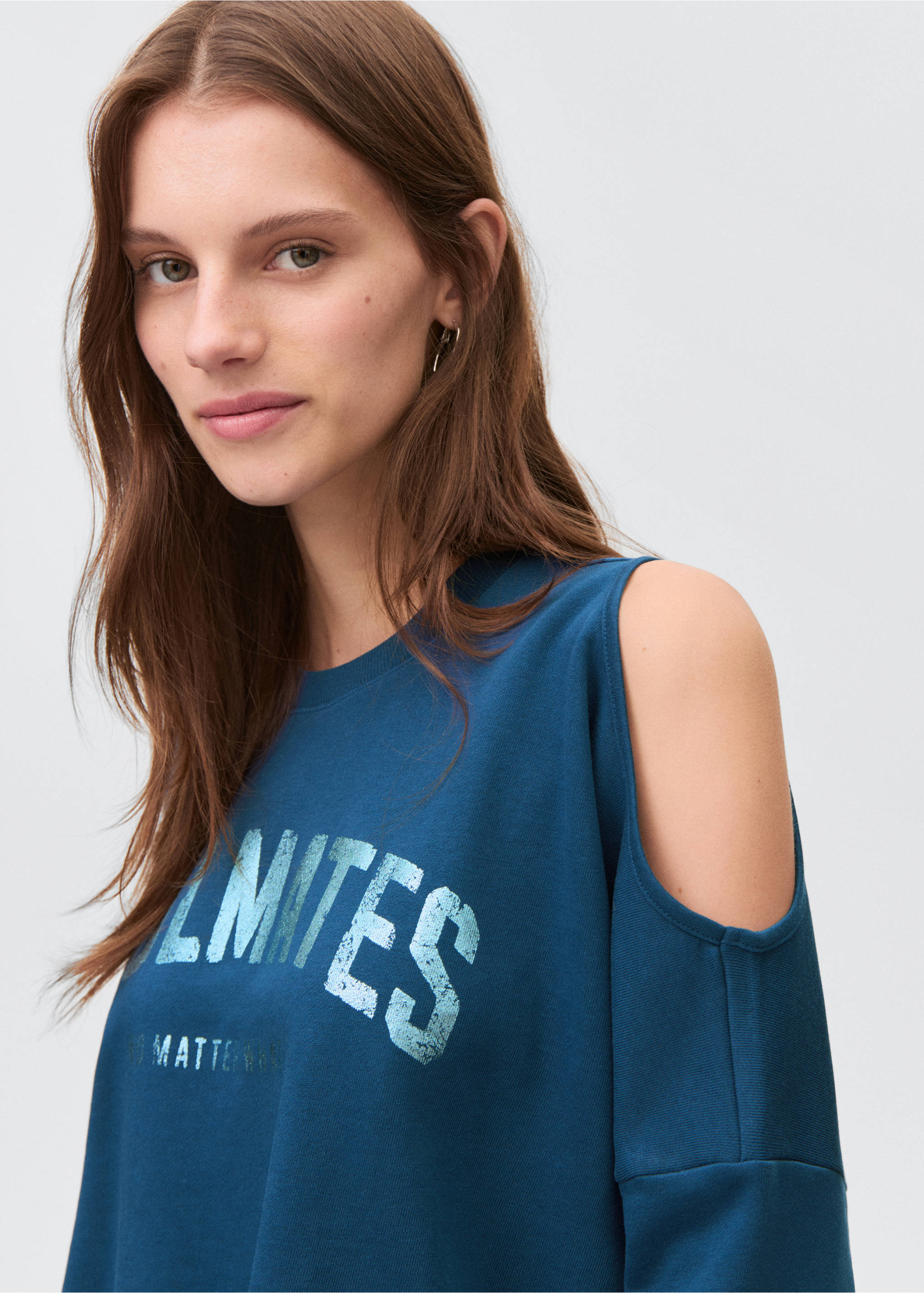 Printed sweatshirt with cut-out - Details of the article 2, Petrol Blue. Ref: 17042898-00.