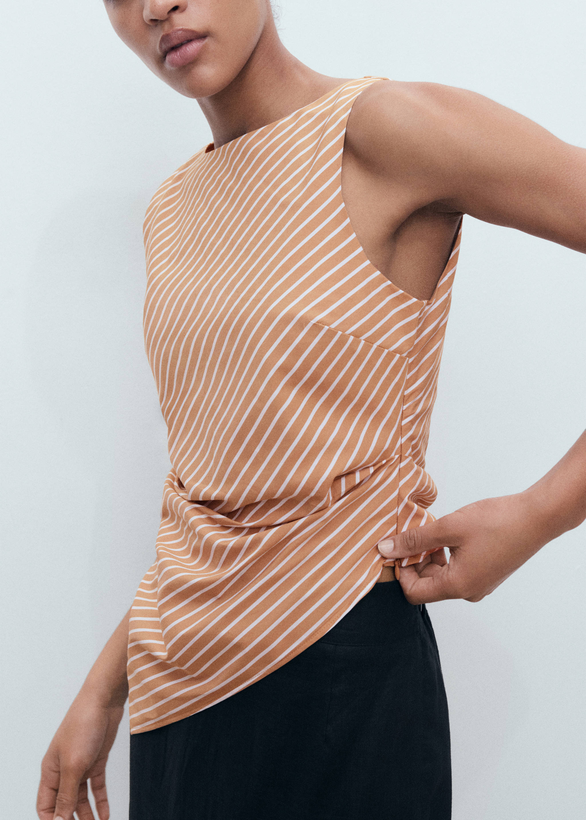 Asymmetrical striped cotton top - Medium plane