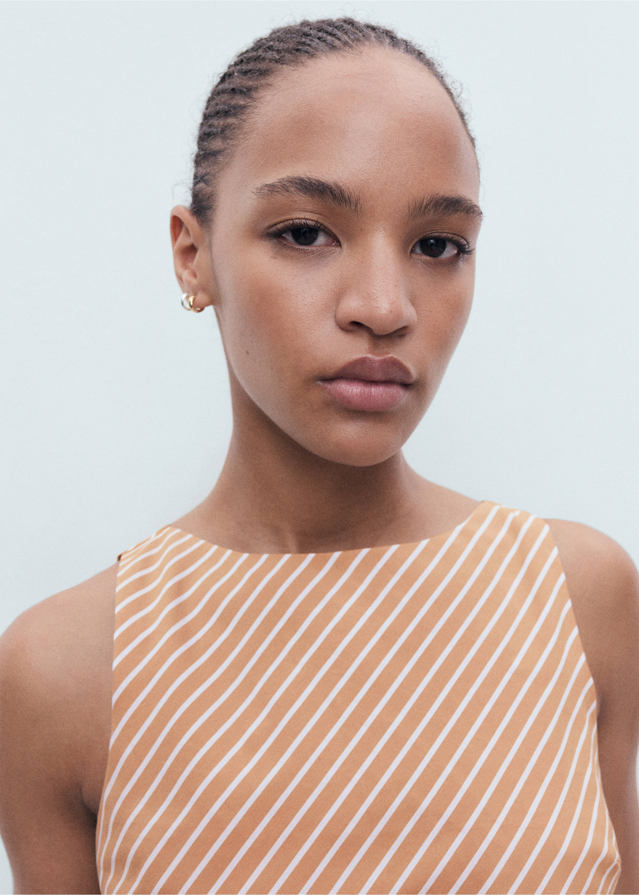 Asymmetrical striped cotton top - Details of the article 1, Brown. Ref: 17042901-00.