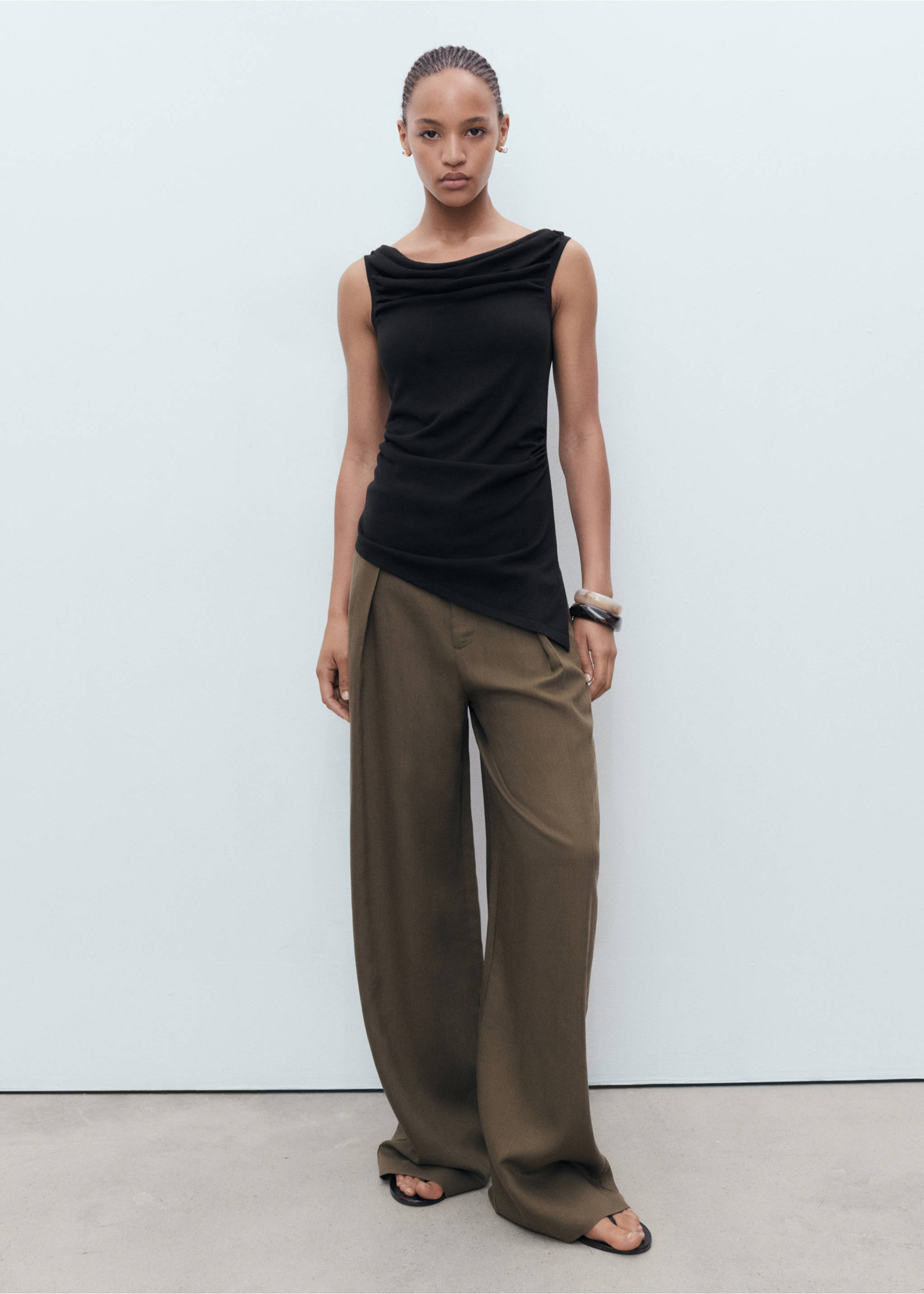 Draped knitted top - General plane, Black. Ref: 17042904-00.