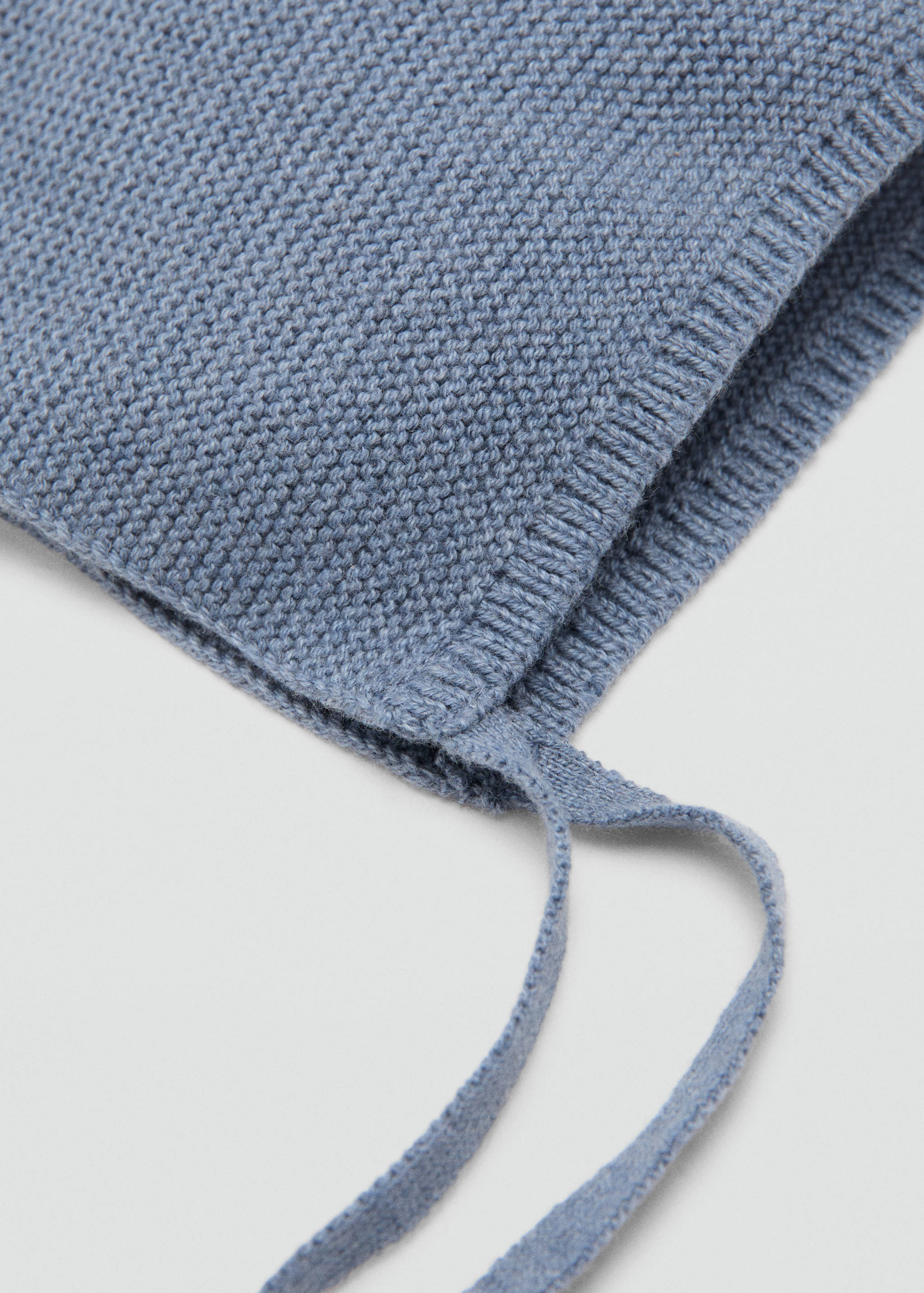 Knitted bonnet - Medium plane