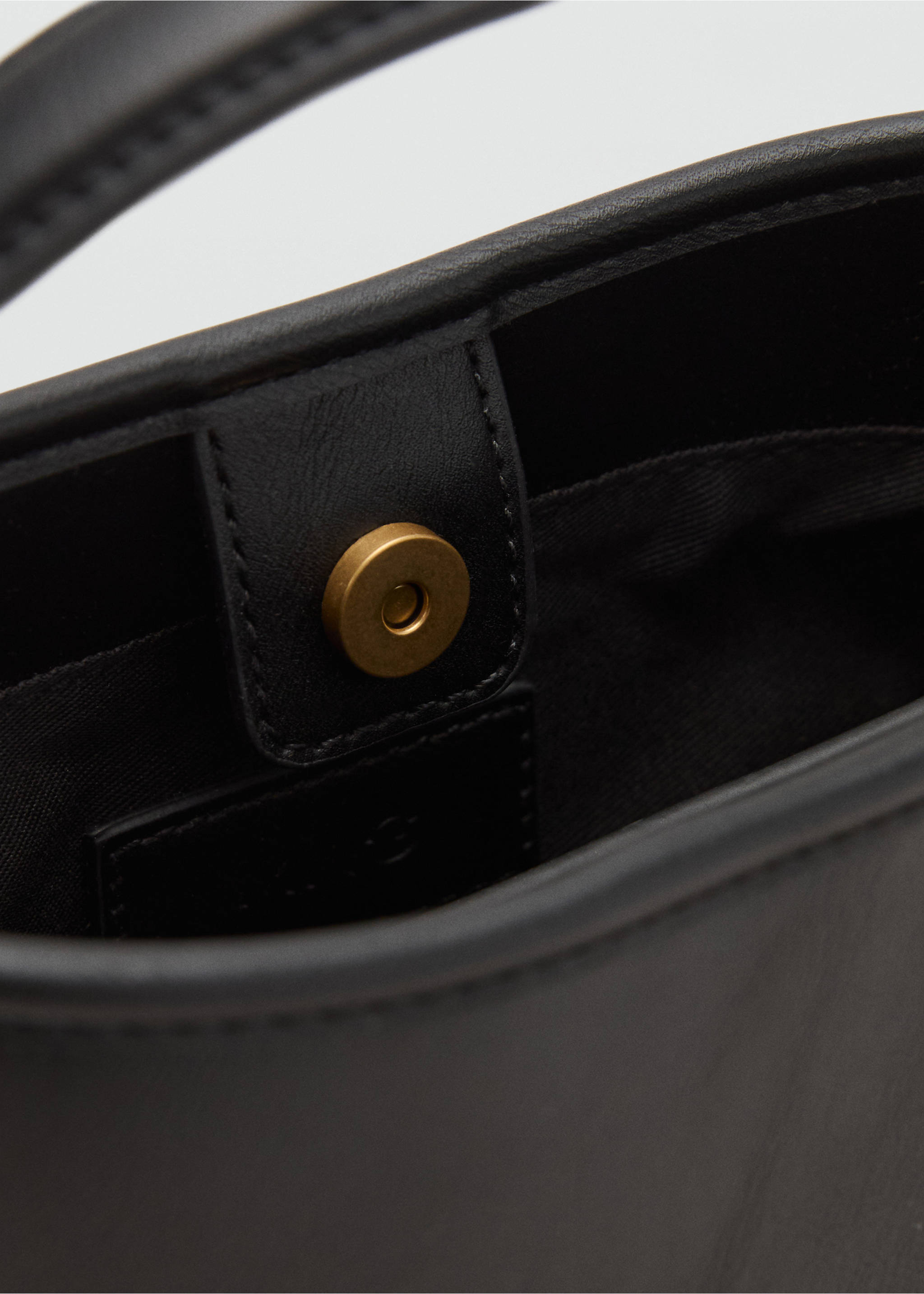 Small bucket bag - Details of the article 2, Black. Ref: 17042924-00.