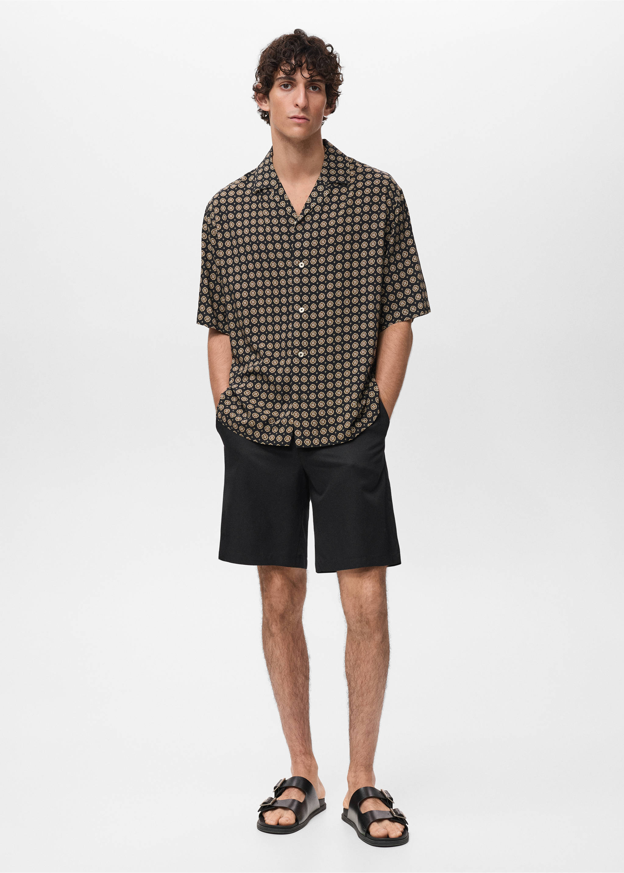 Printed fluid regular-fit shirt - General plane, Black. Ref: 17042929-00.