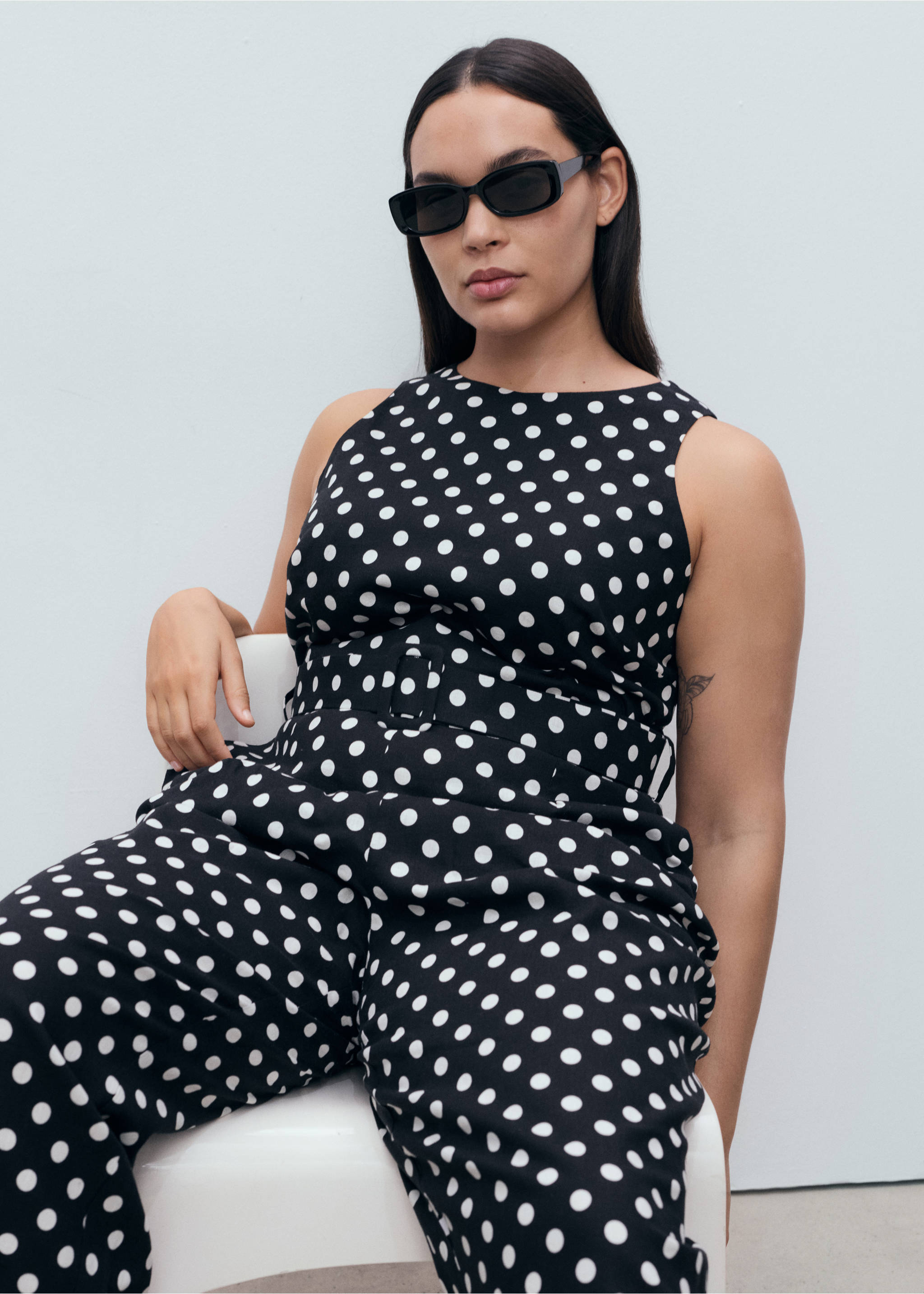 Polka-dot belt jumpsuit - Details of the article 5, Black. Ref: 17042930-00.