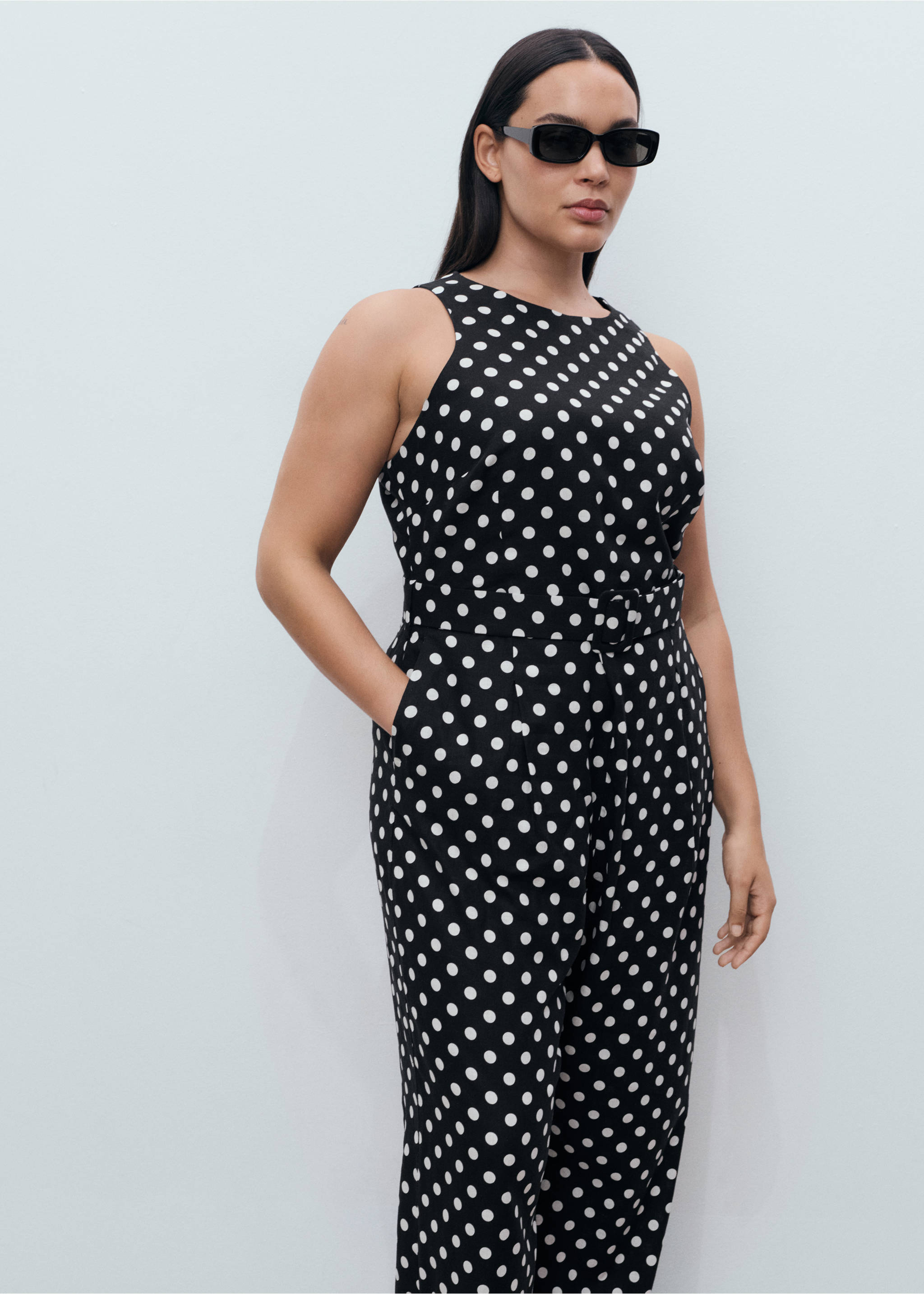 Polka-dot belt jumpsuit - Details of the article 4, Black. Ref: 17042930-00.