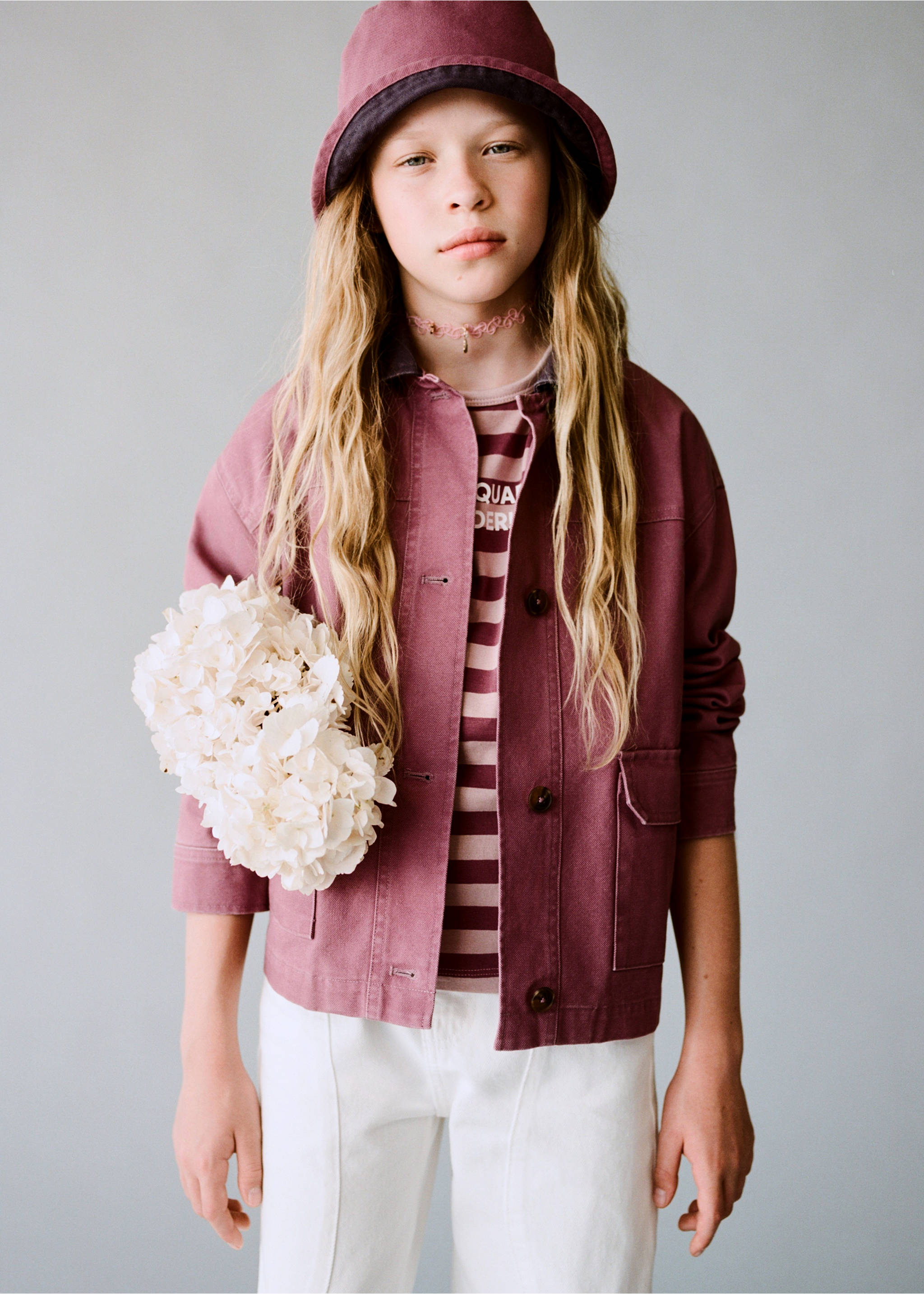 Denim parka with contrasting collar - Details of the article 5, Cherry. Ref: 17043277-00.