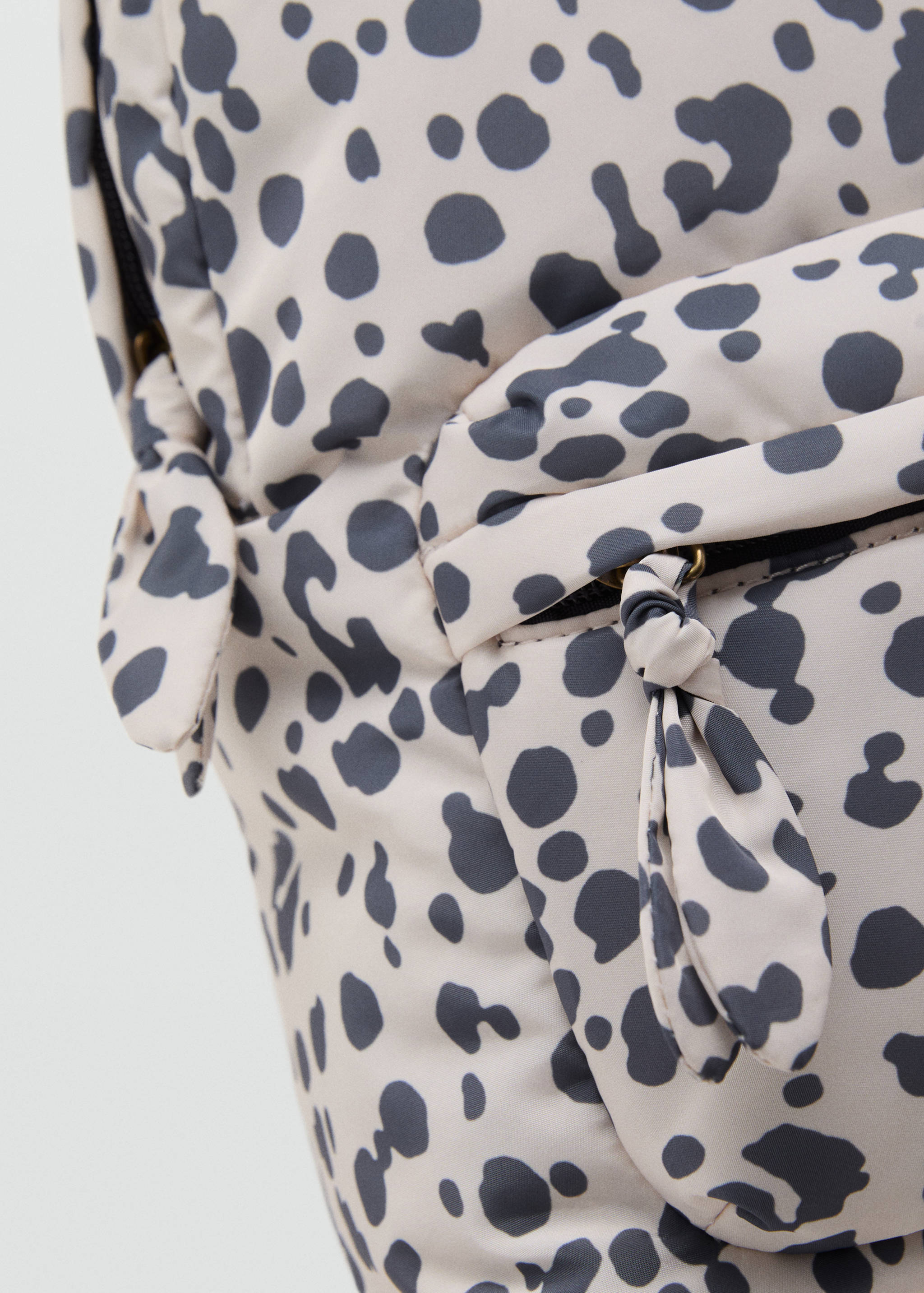 Ears backpack - Details of the article 2