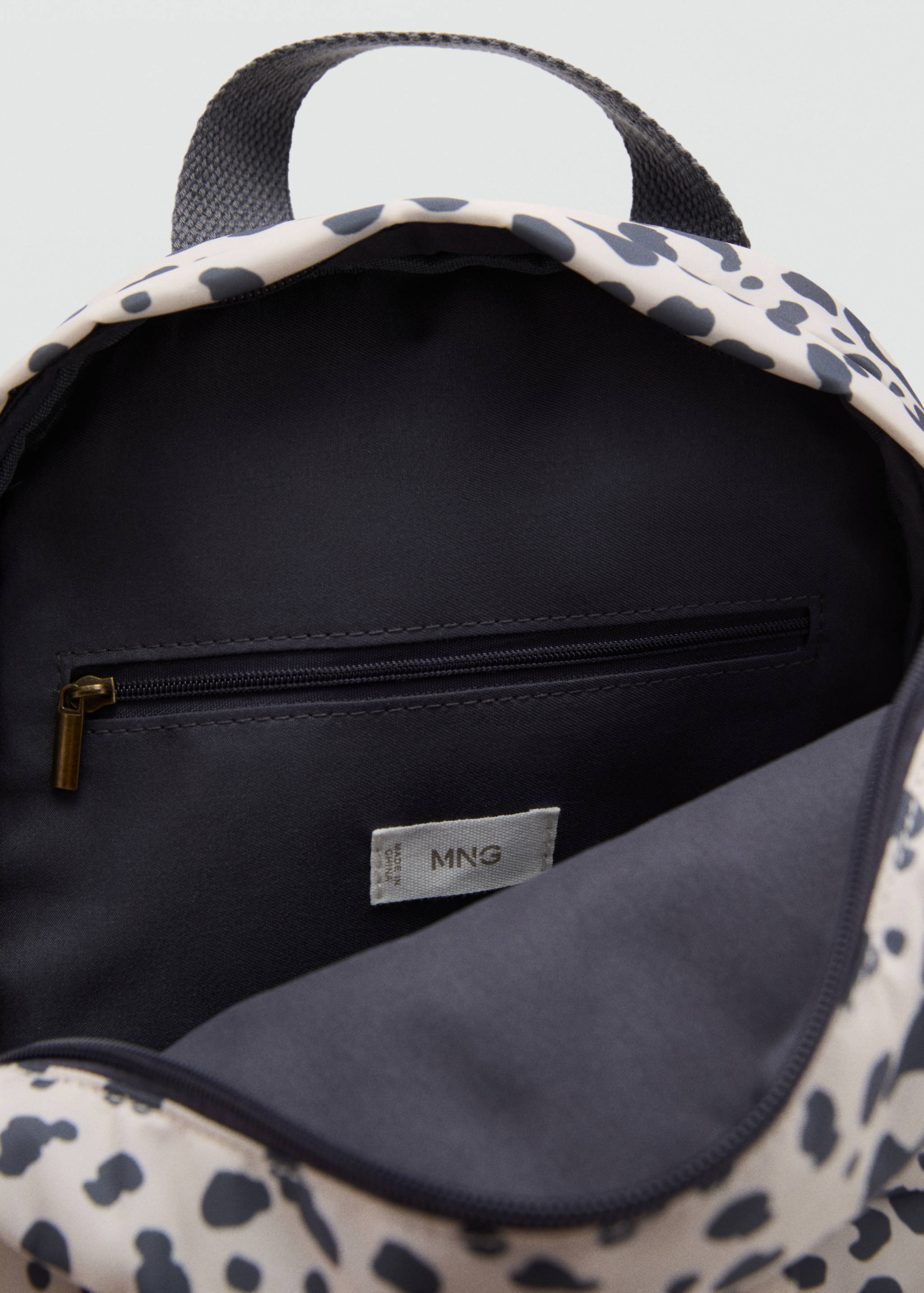 Ears backpack - Details of the article 3