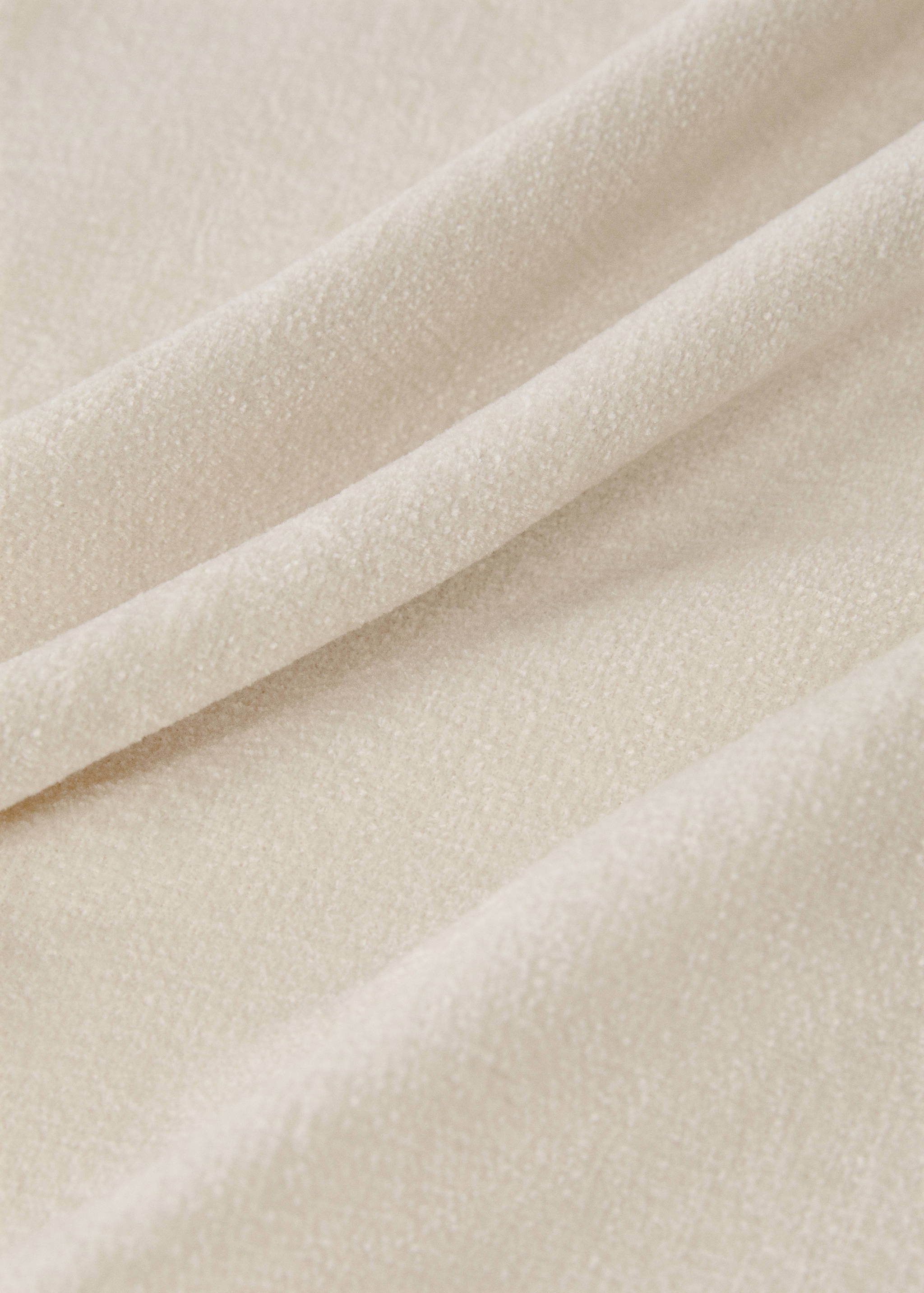 Chenille blanket with fringes - Details of the article 2