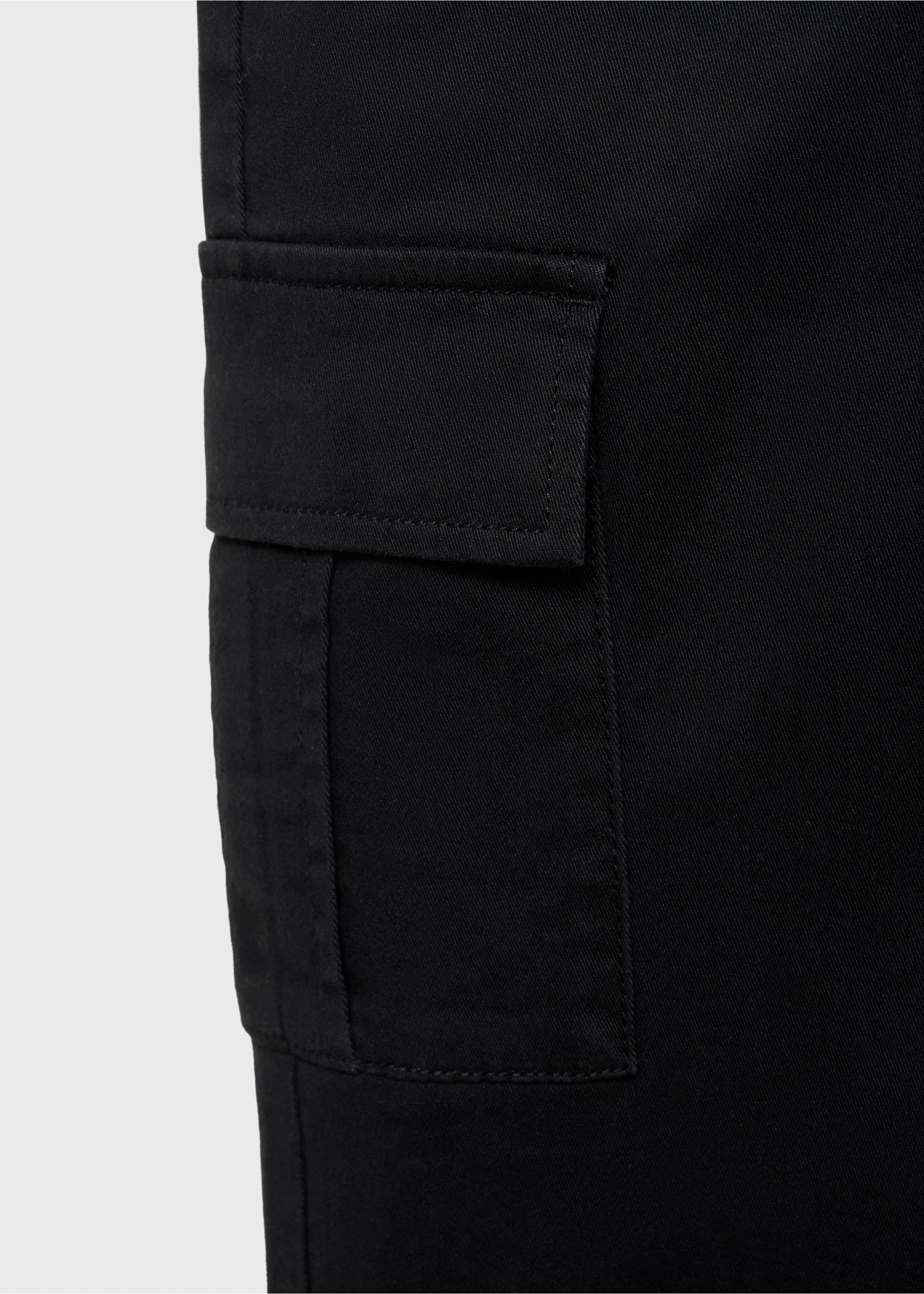 Cargohose aus Baumwolle - Detail des Artikels 8, Schwarz. Ref: 17043792-00.