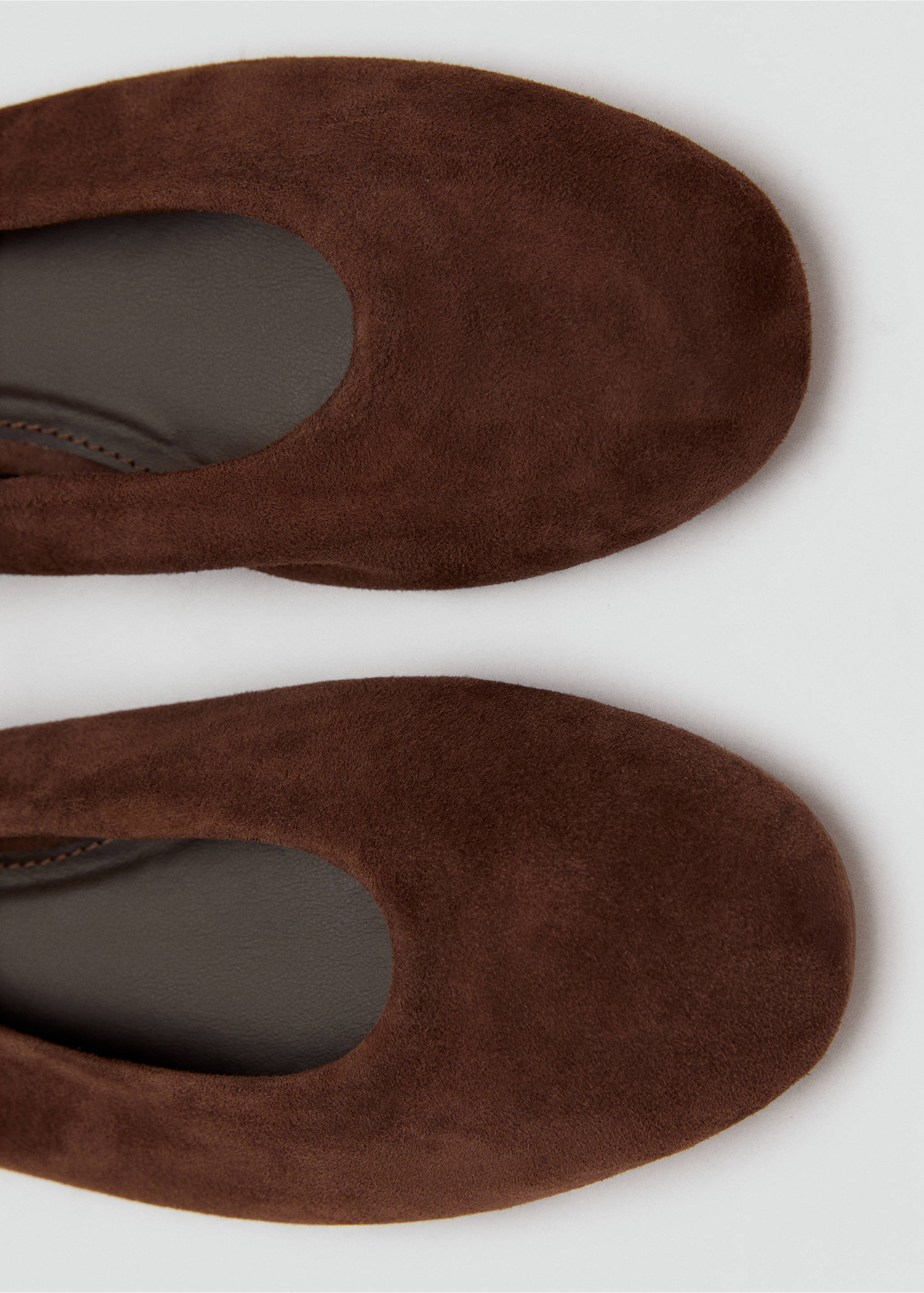 Suede leather ballet flats - Details of the article 1, Chocolate. Ref: 17043829-00.