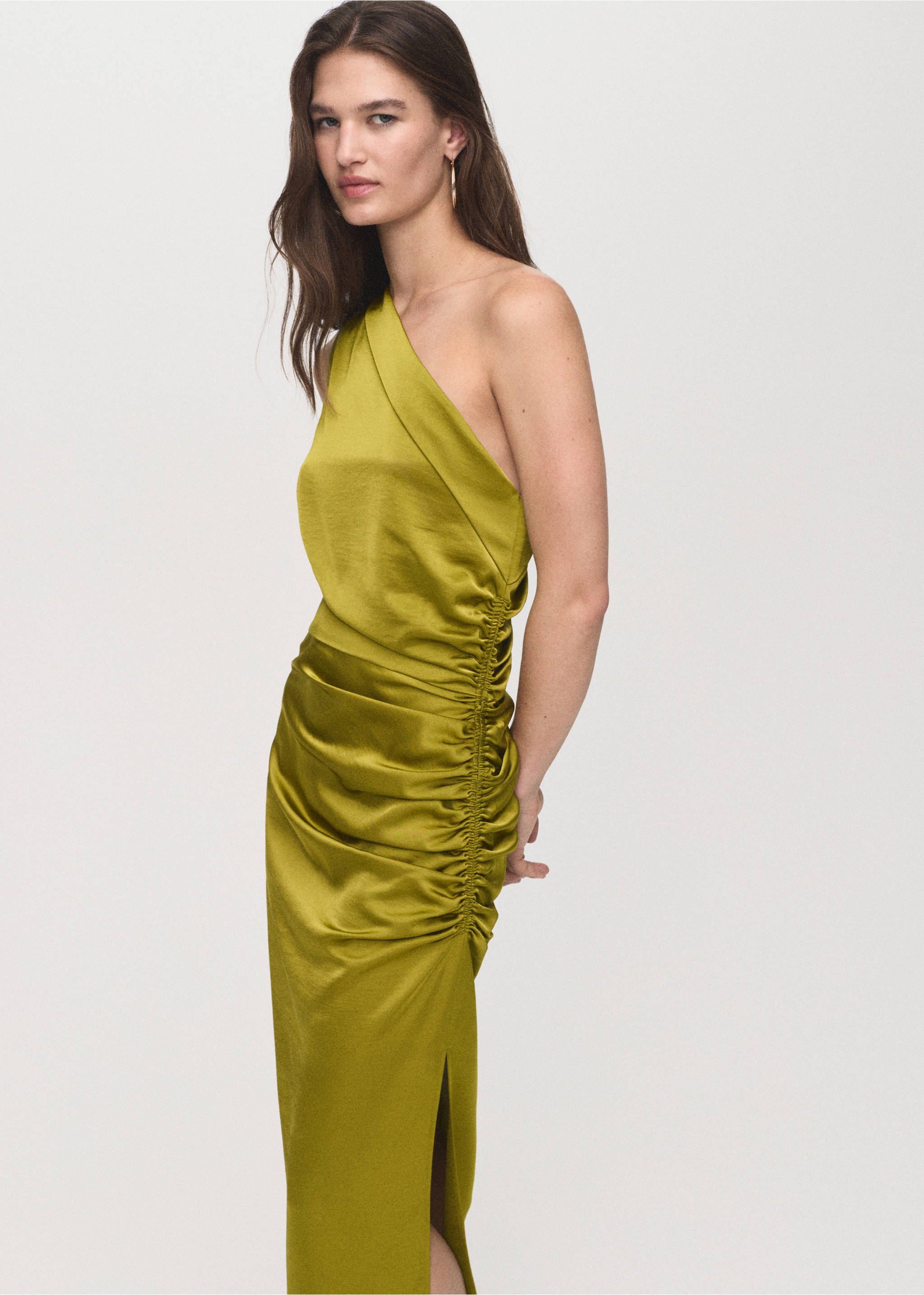 Asymmetrical satin dress with side slits - Medium plane, Olive Green. Ref: 17044078-00.