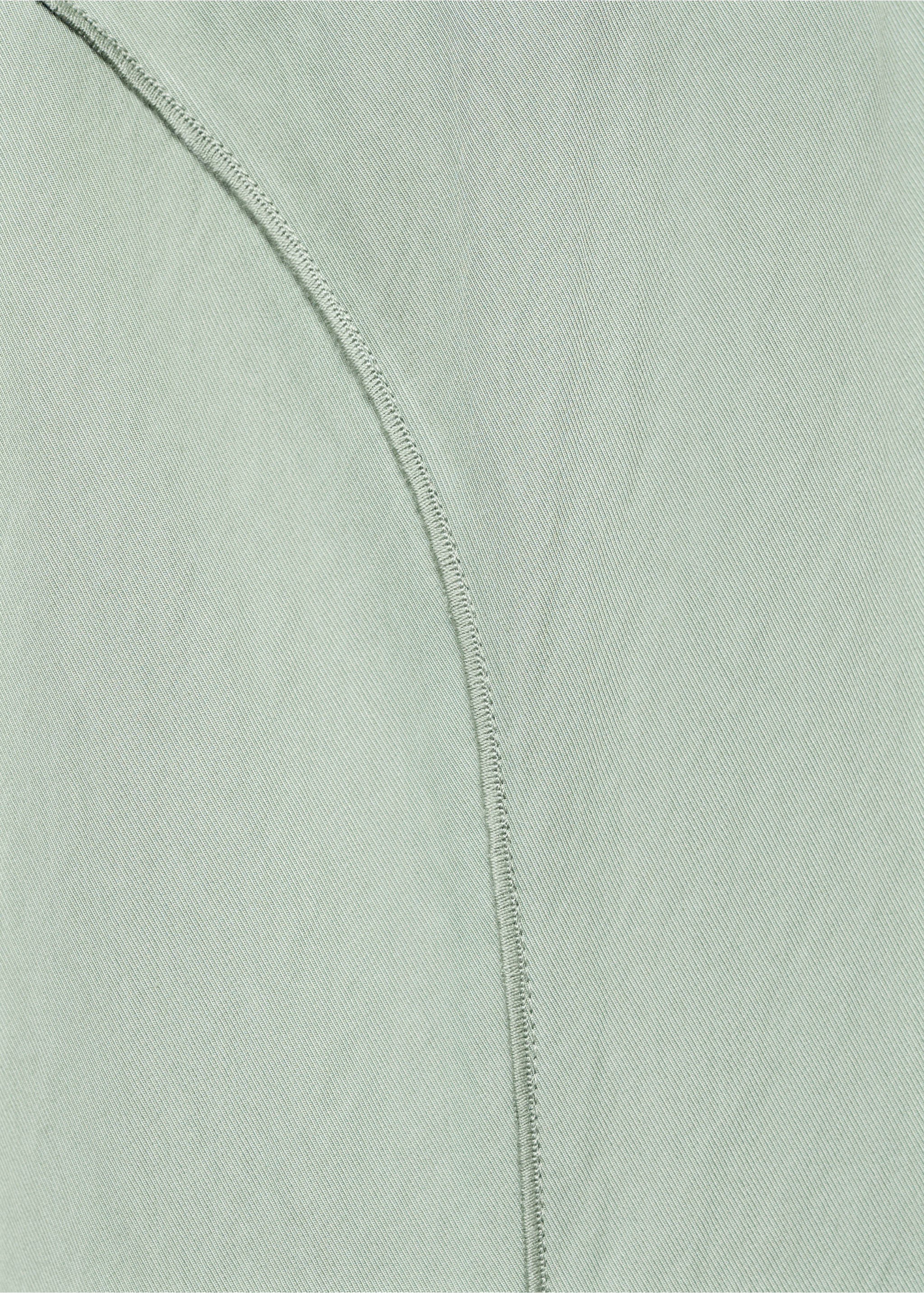 Robe col V avec coutures - Détail de l'article 8, Vert. Ref: 17044083-00.