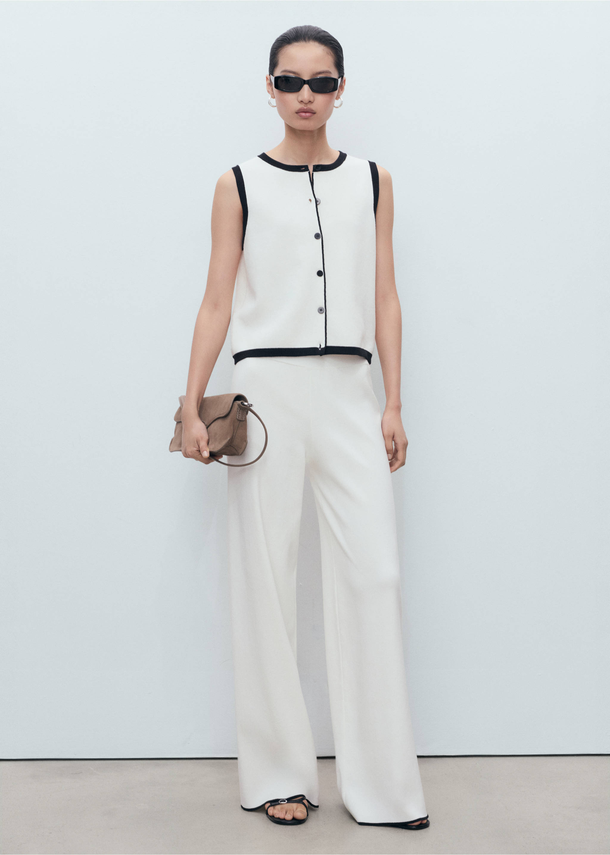 Knitted waistcoat with contrast detail - General plane, Ecru. Ref: 17044084-00.