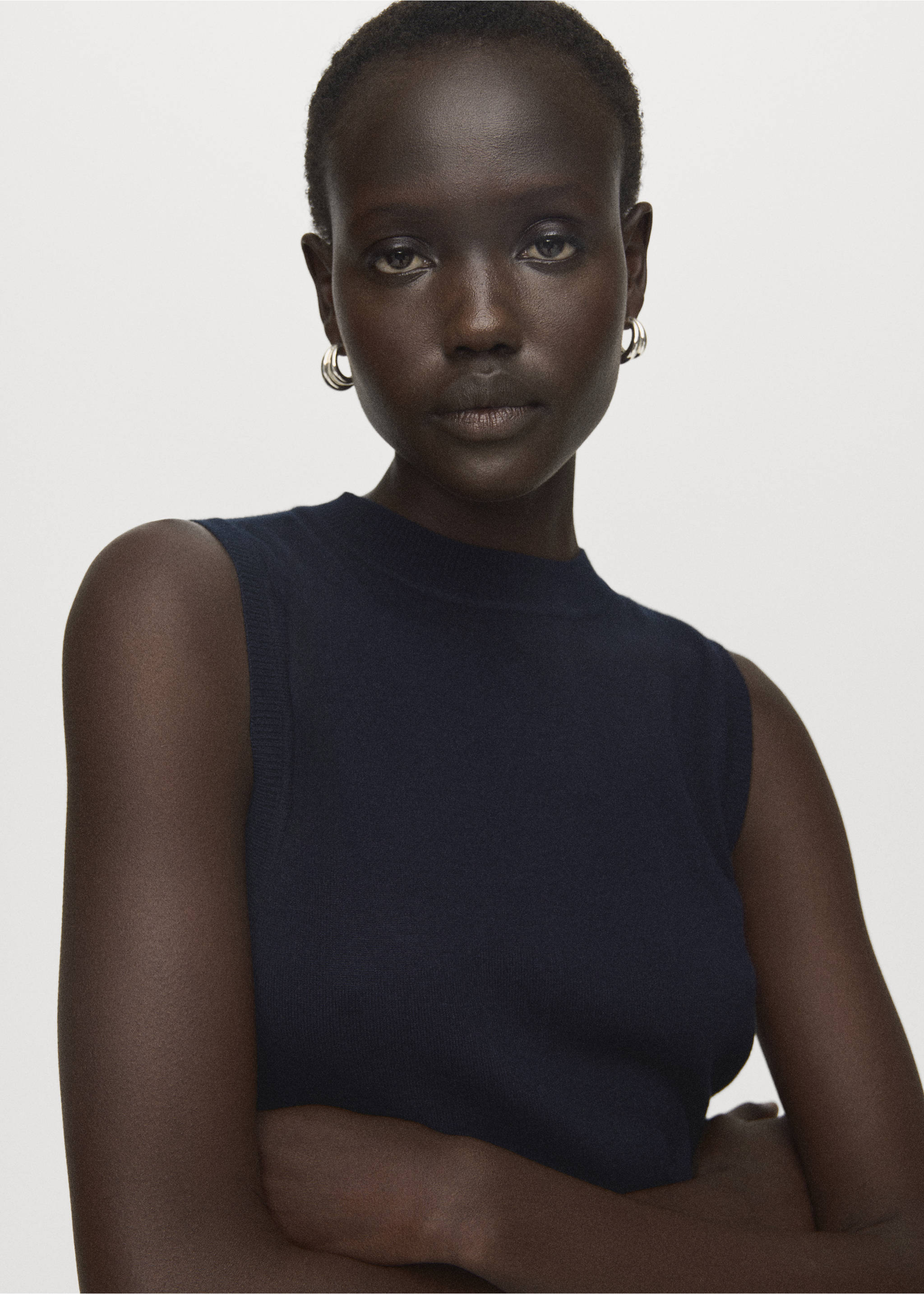 Fine-knit top - Details of the article 1, Navy. Ref: 17044086-00.