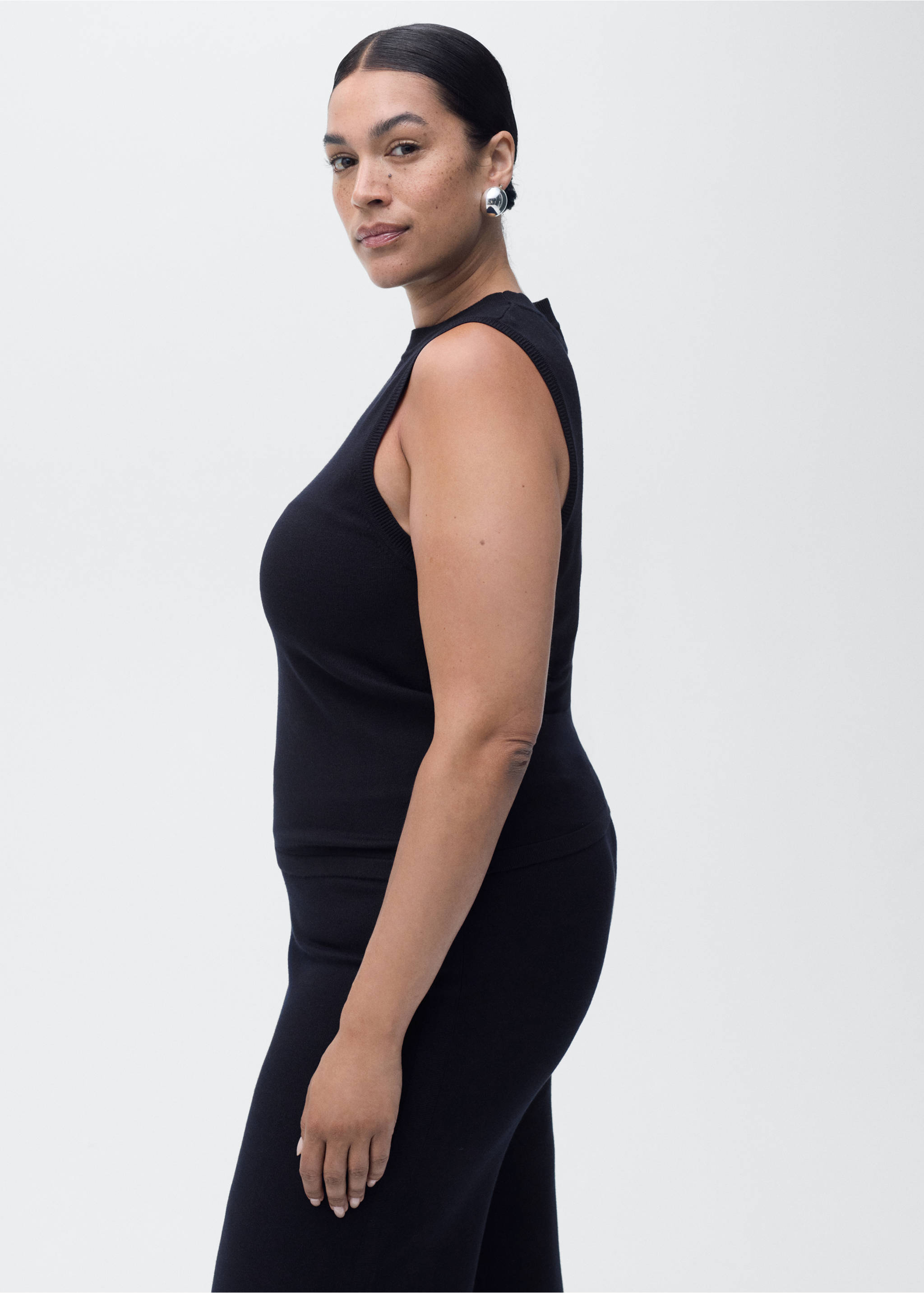 Fine-knit top - Details of the article 5, Navy. Ref: 17044086-00.