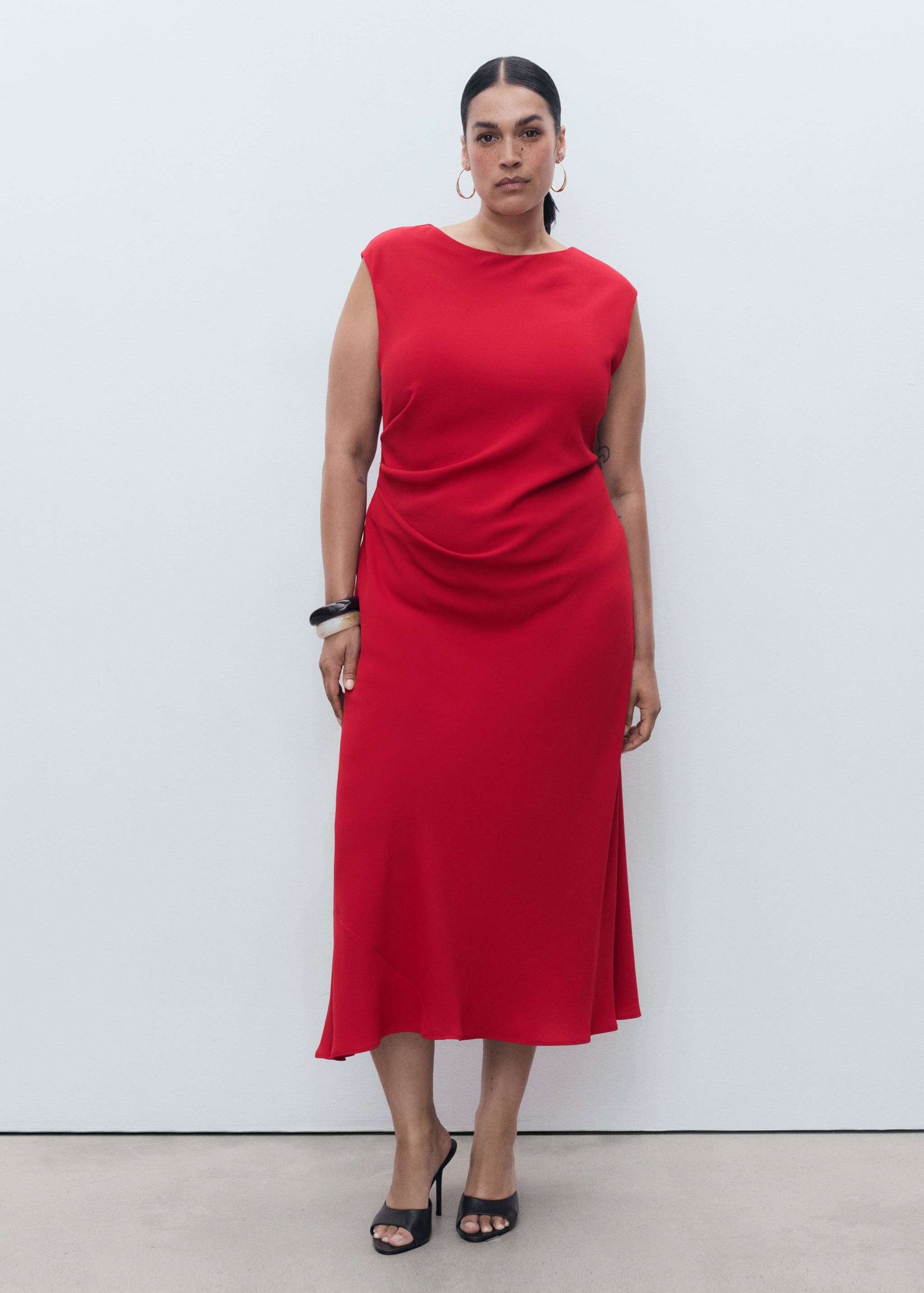 Ruched midi dress - Details of the article 3