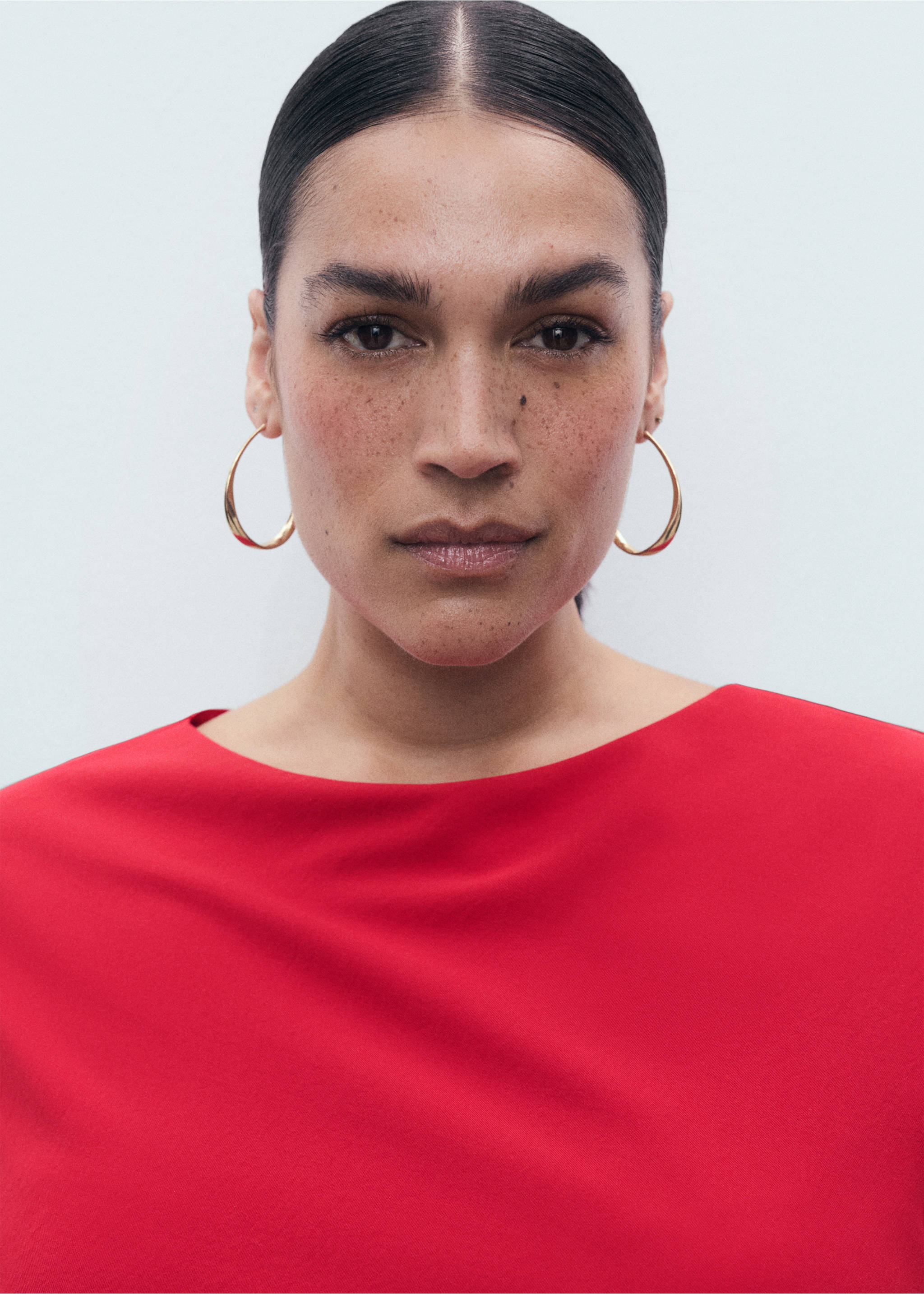 Ruched midi dress - Details of the article 4, Red. Ref: 17044087-00.